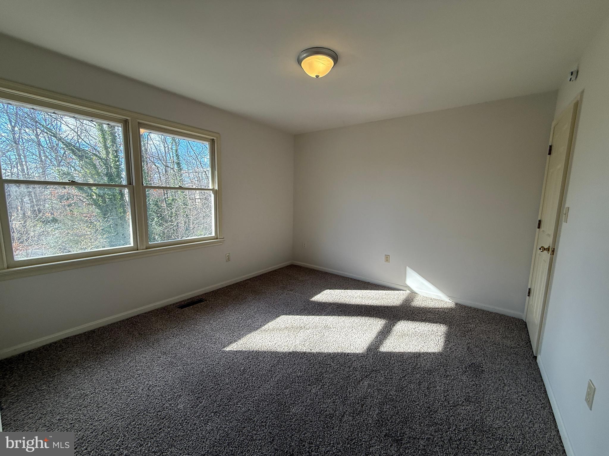 OLDE GREENWICH - Residential Lease