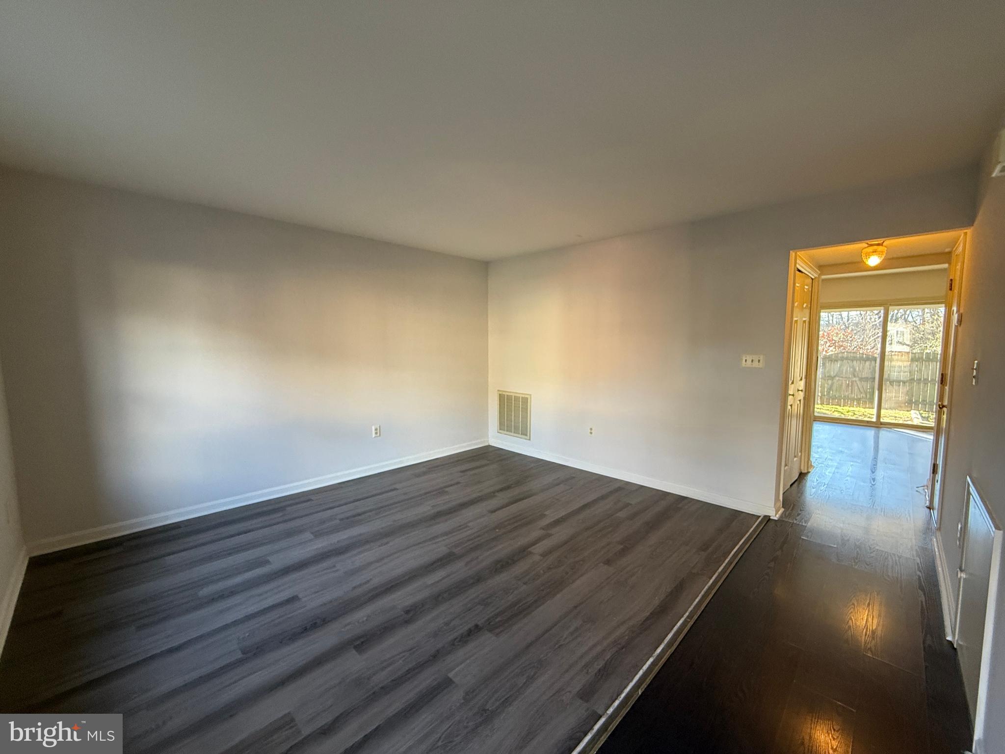 OLDE GREENWICH - Residential Lease