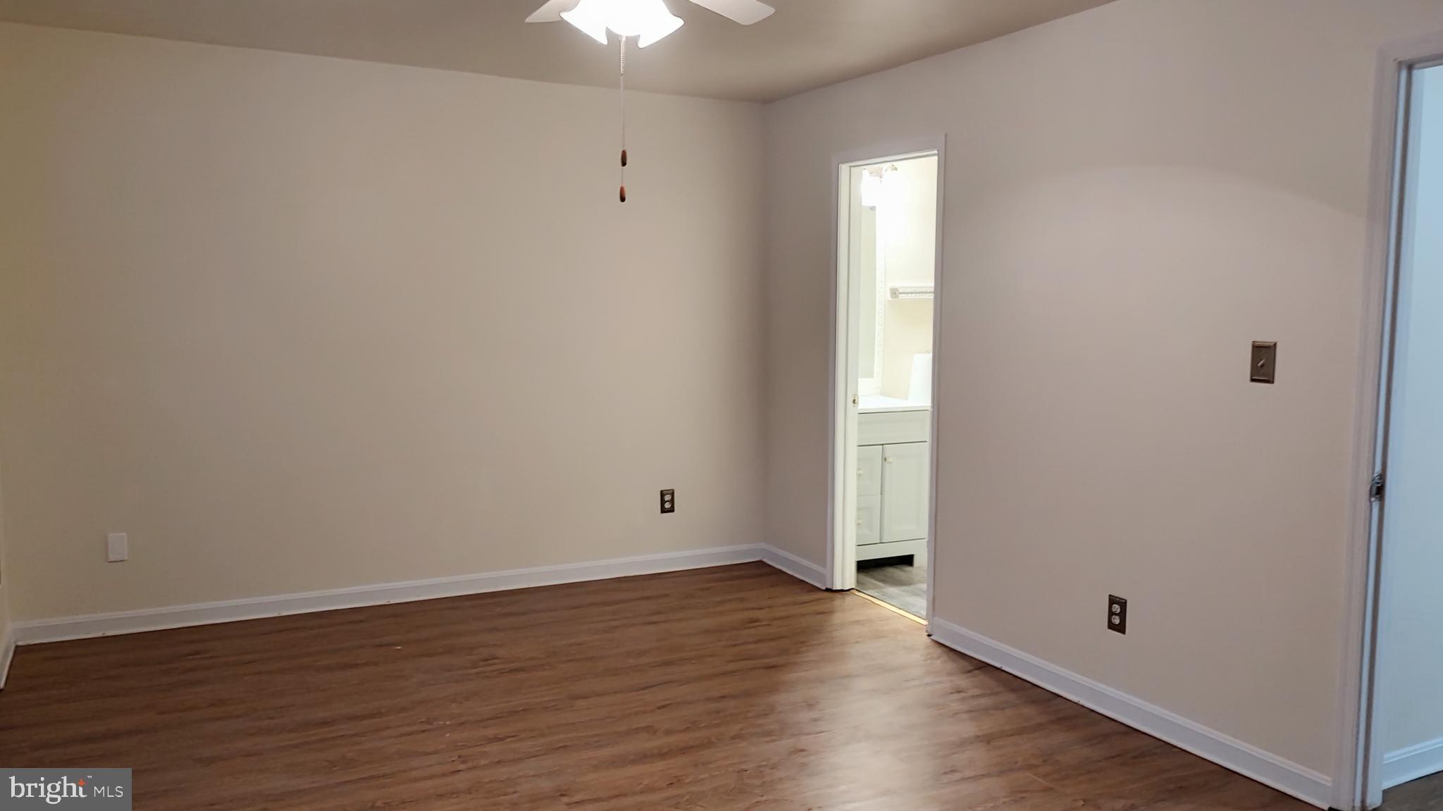 FOXBOROUGH FARMS - Residential