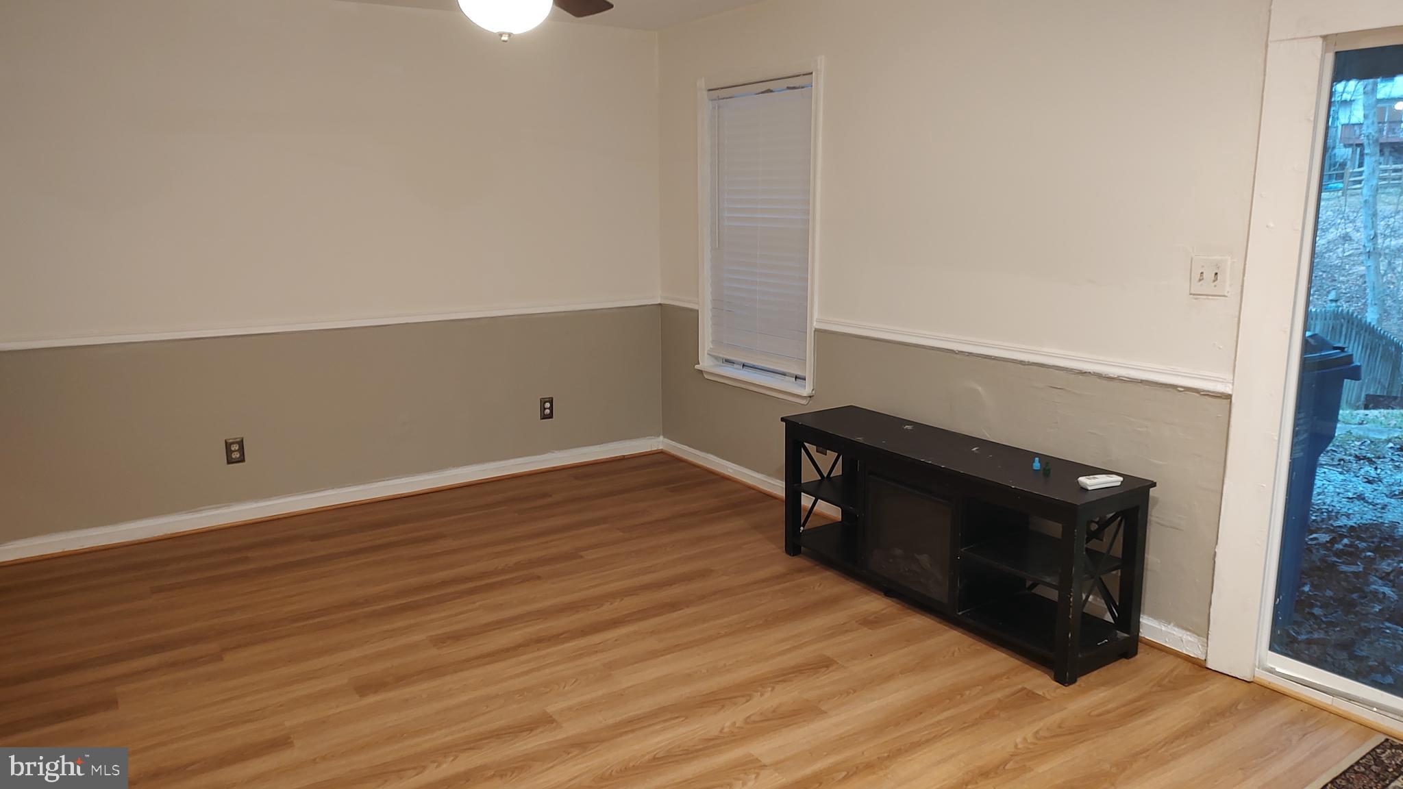 FOXBOROUGH FARMS - Residential