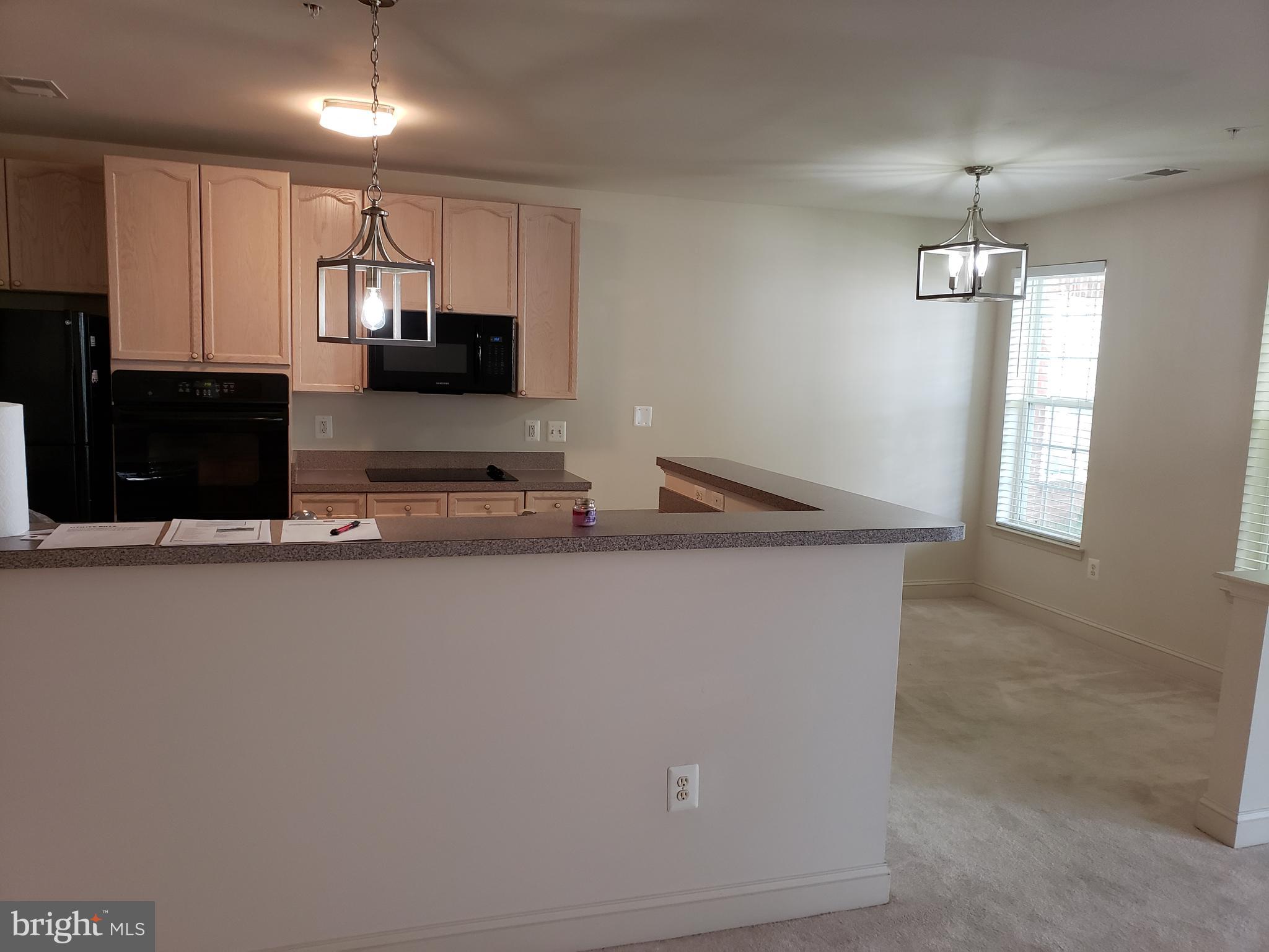 SUFFIELD MEADOWS - Residential