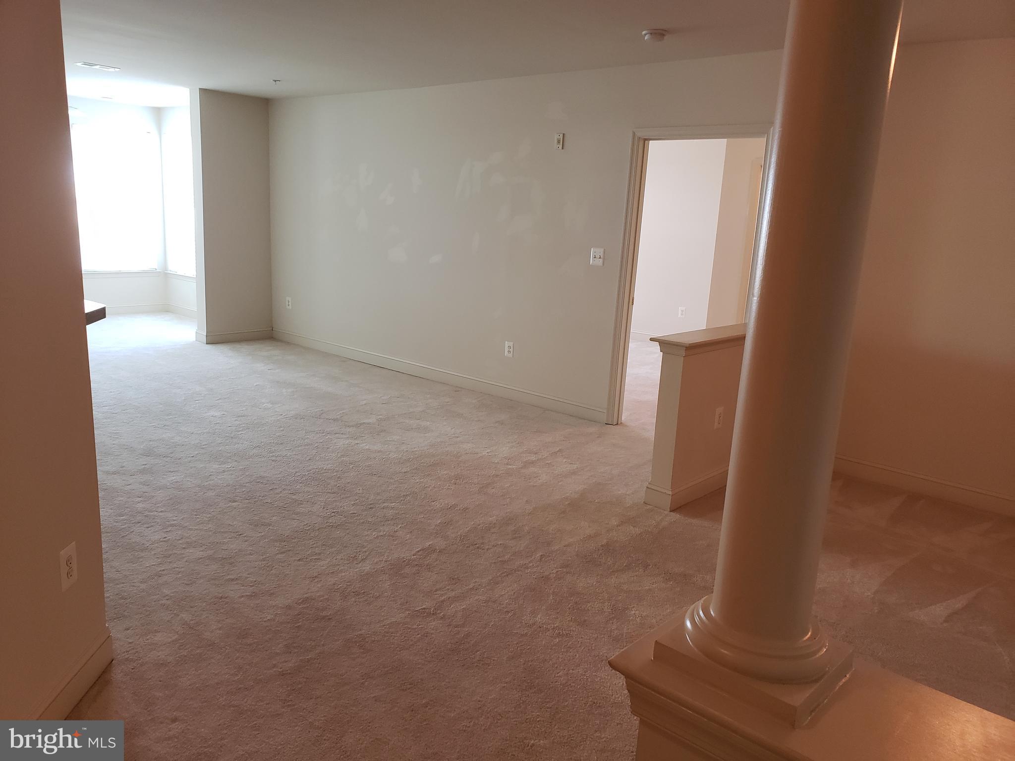 SUFFIELD MEADOWS - Residential