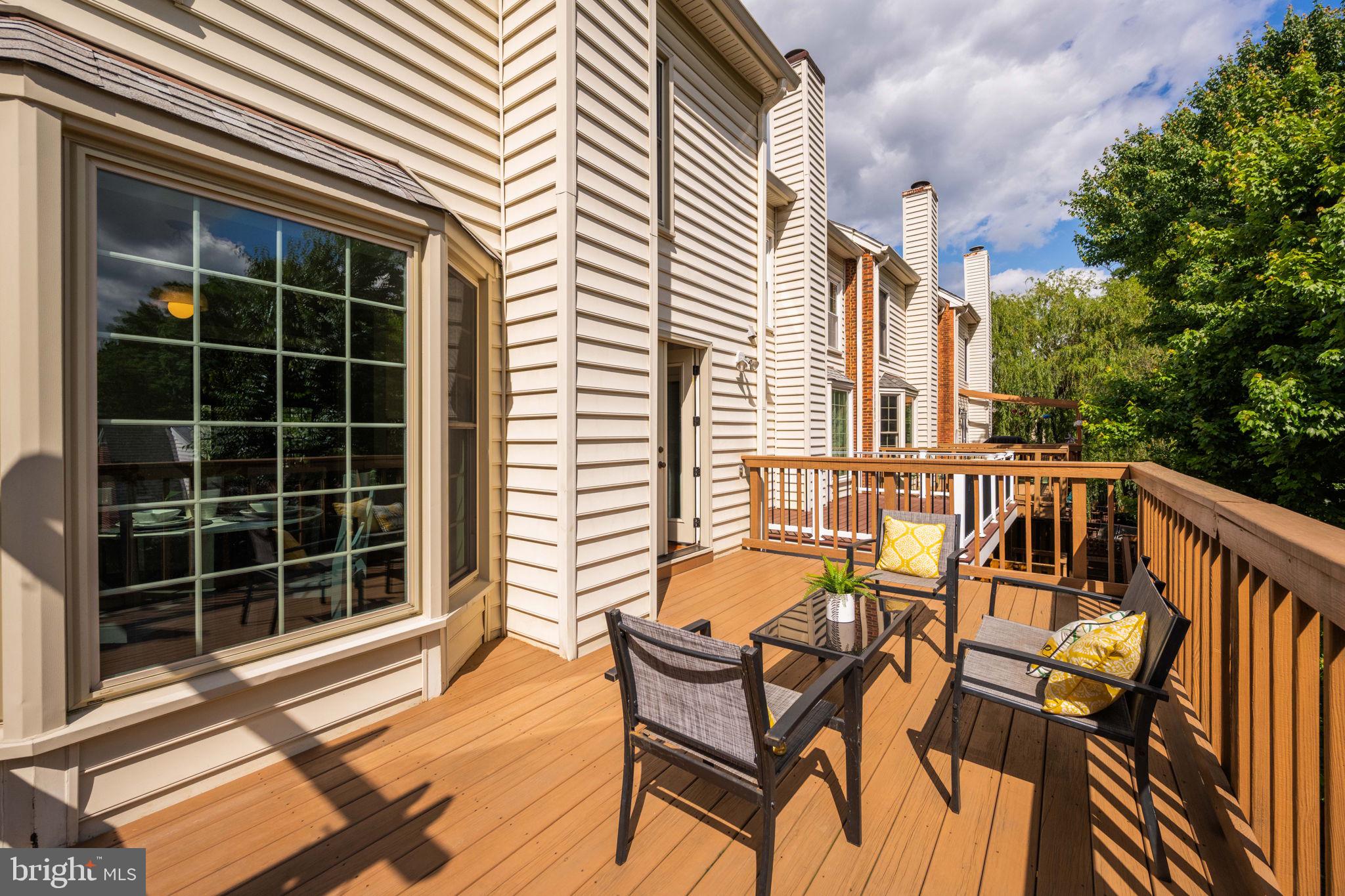 OAKCREST - Residential