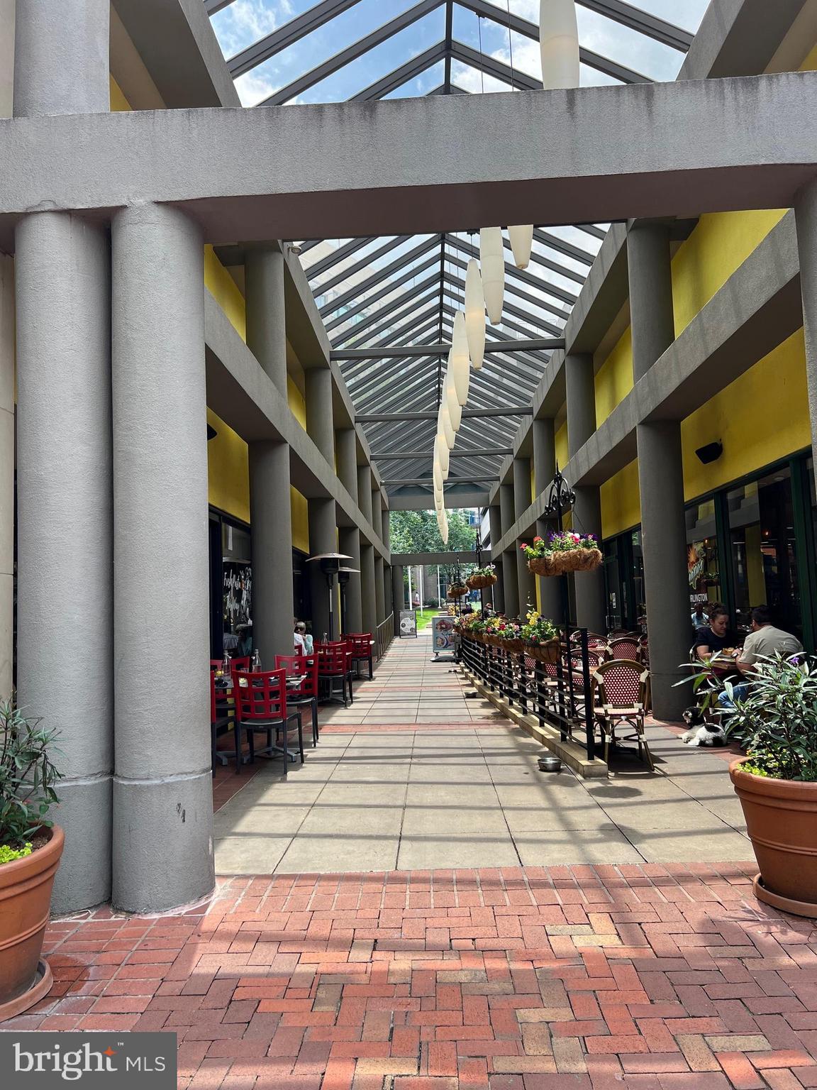 OAKCREST - Residential