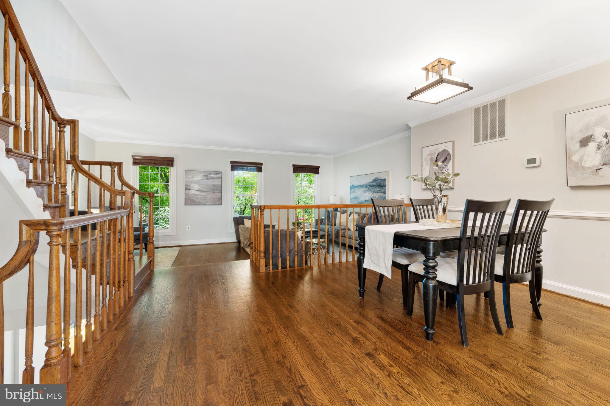 OAKCREST - Residential