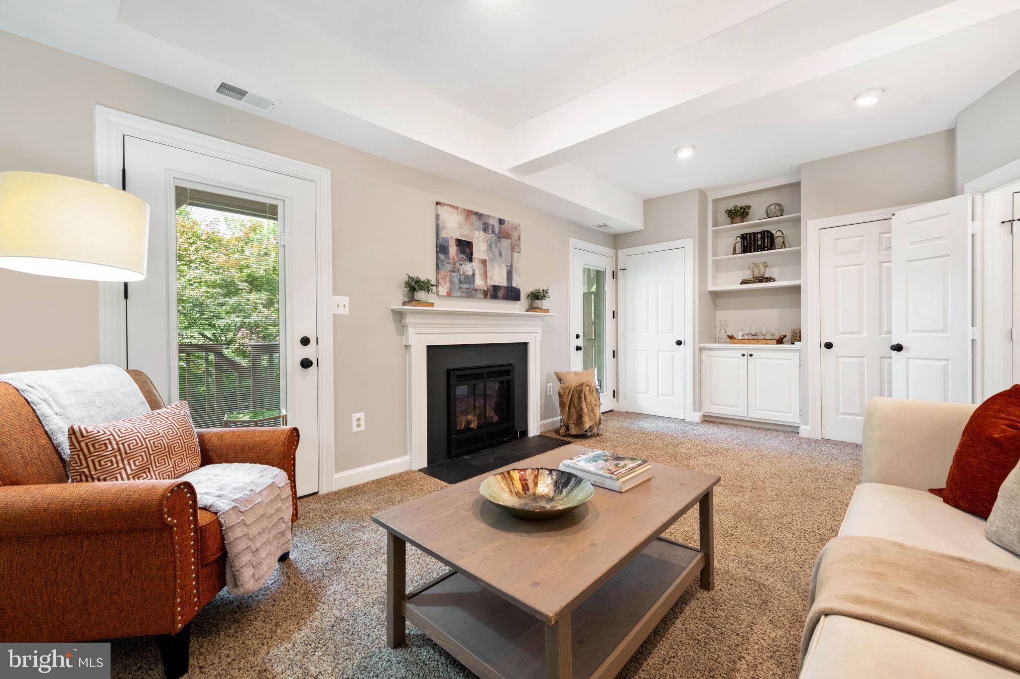 OAKCREST - Residential