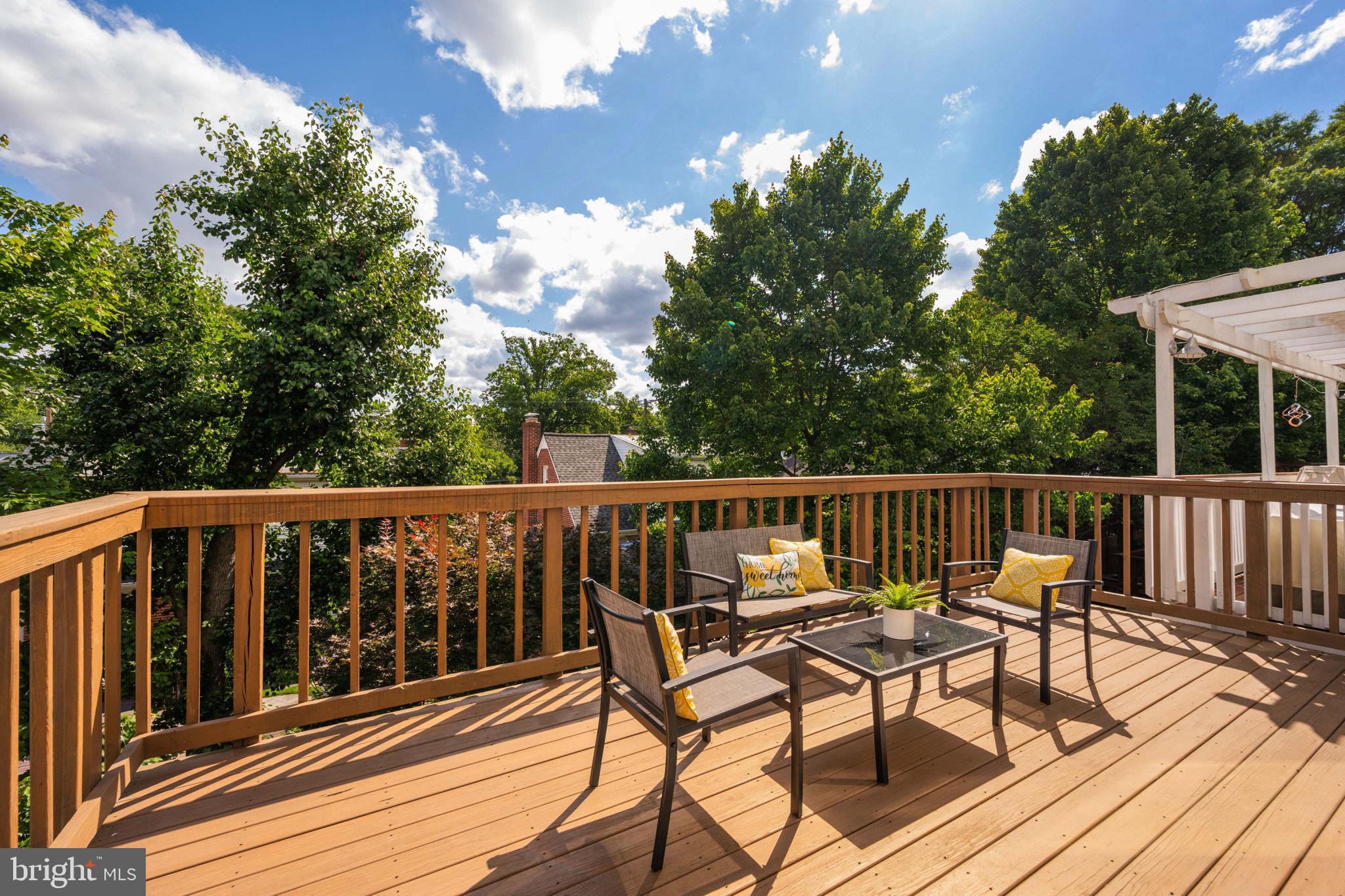 OAKCREST - Residential