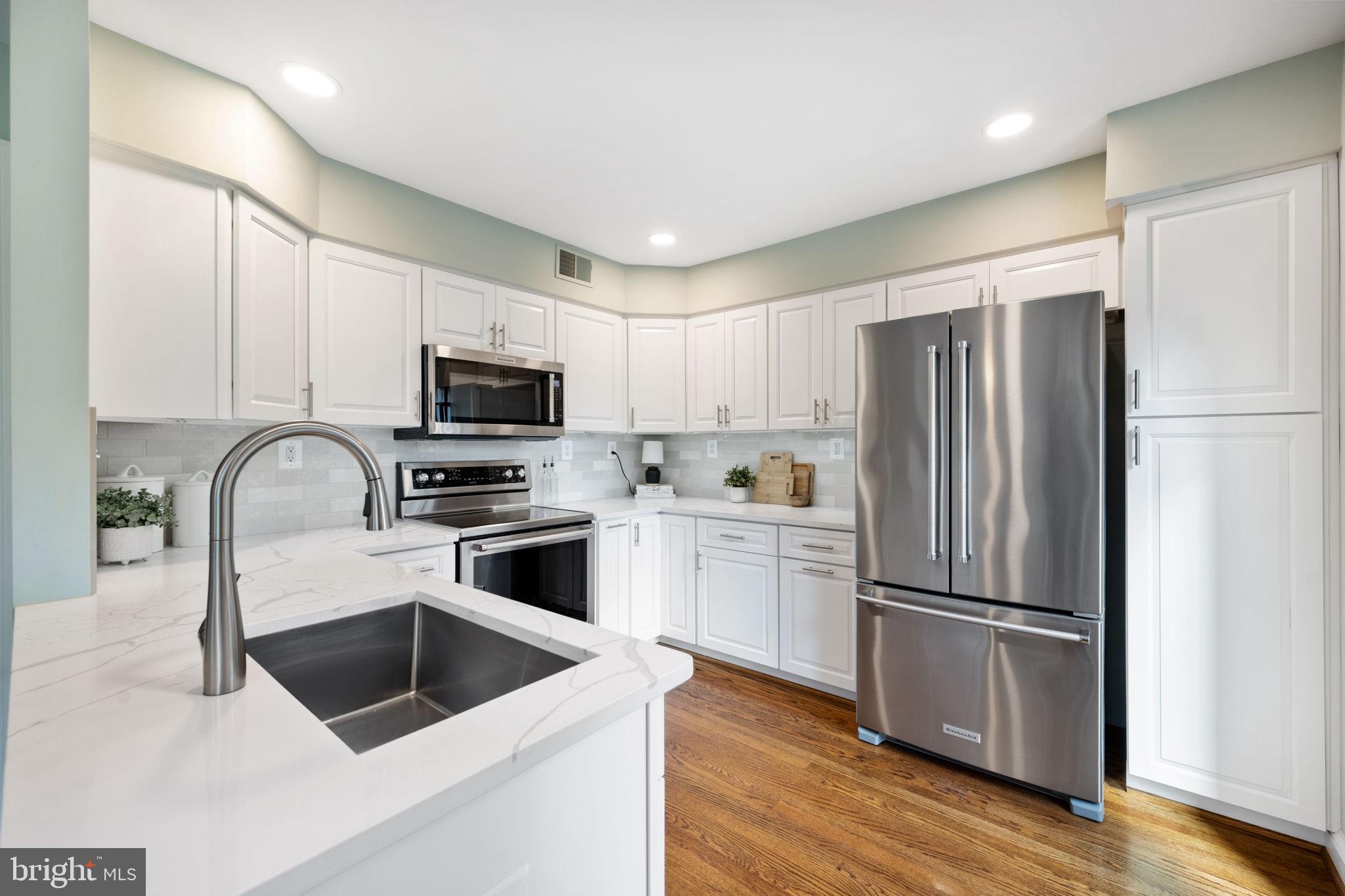 OAKCREST - Residential