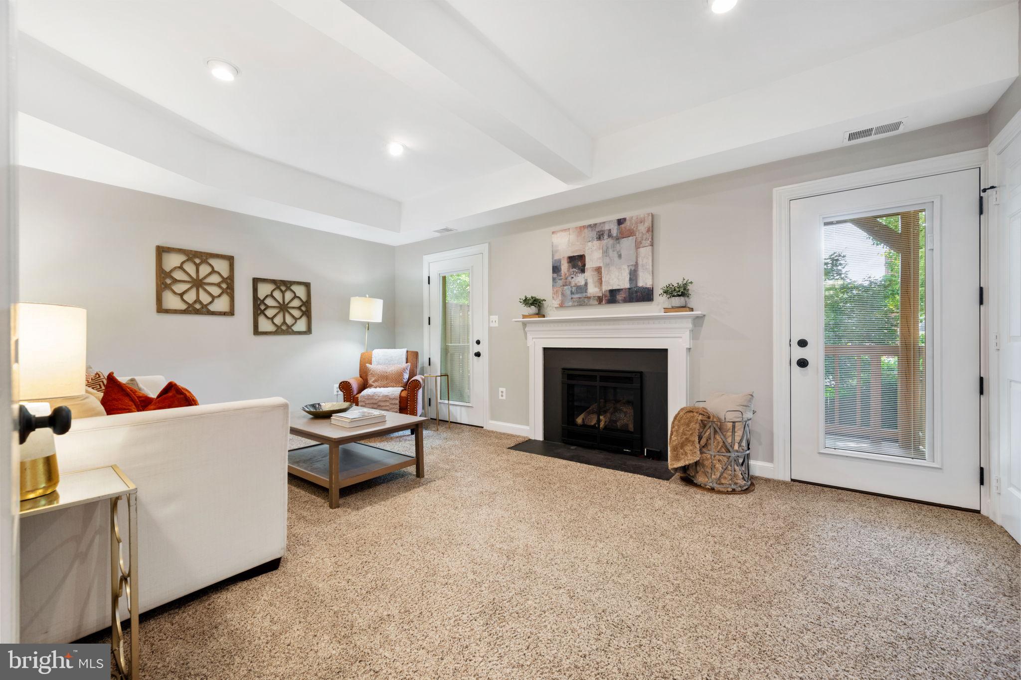 OAKCREST - Residential