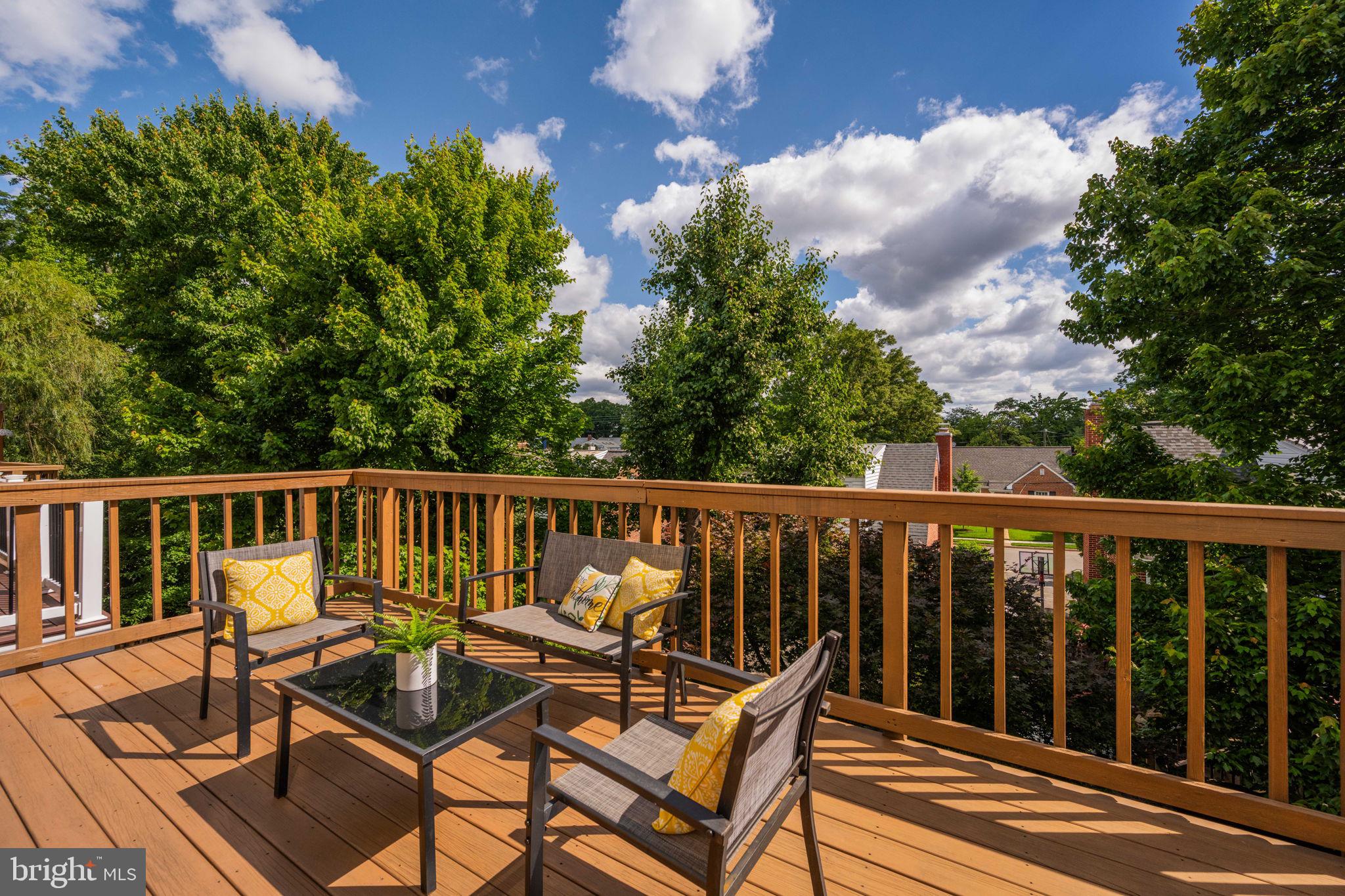 OAKCREST - Residential