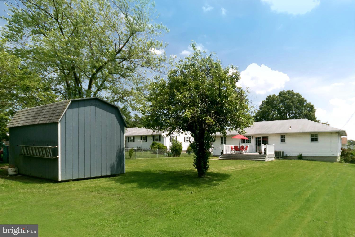 ARUNDEL HILLS - Residential