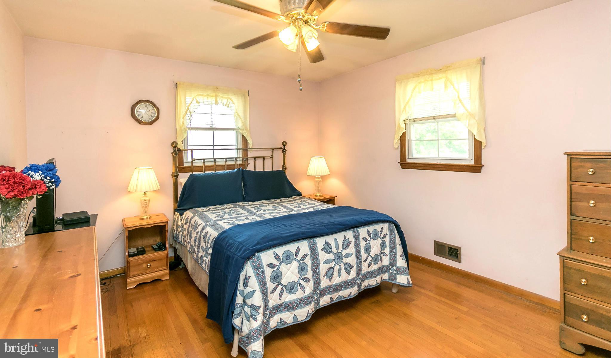 ARUNDEL HILLS - Residential