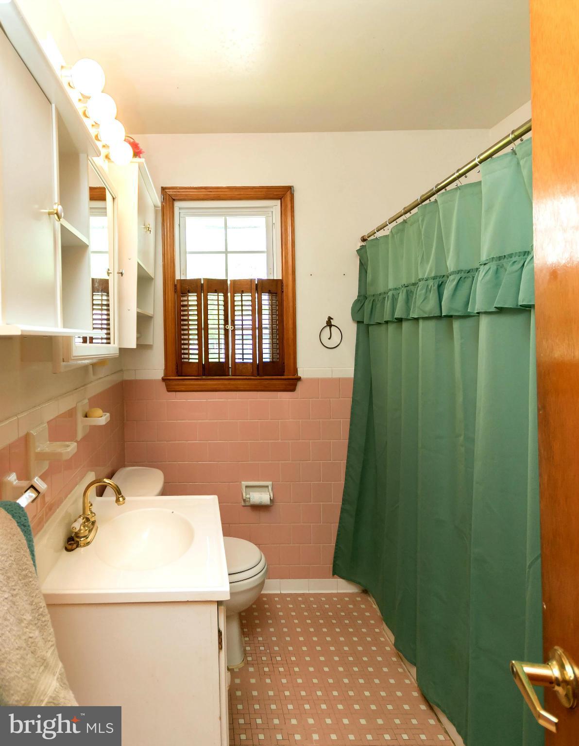 ARUNDEL HILLS - Residential