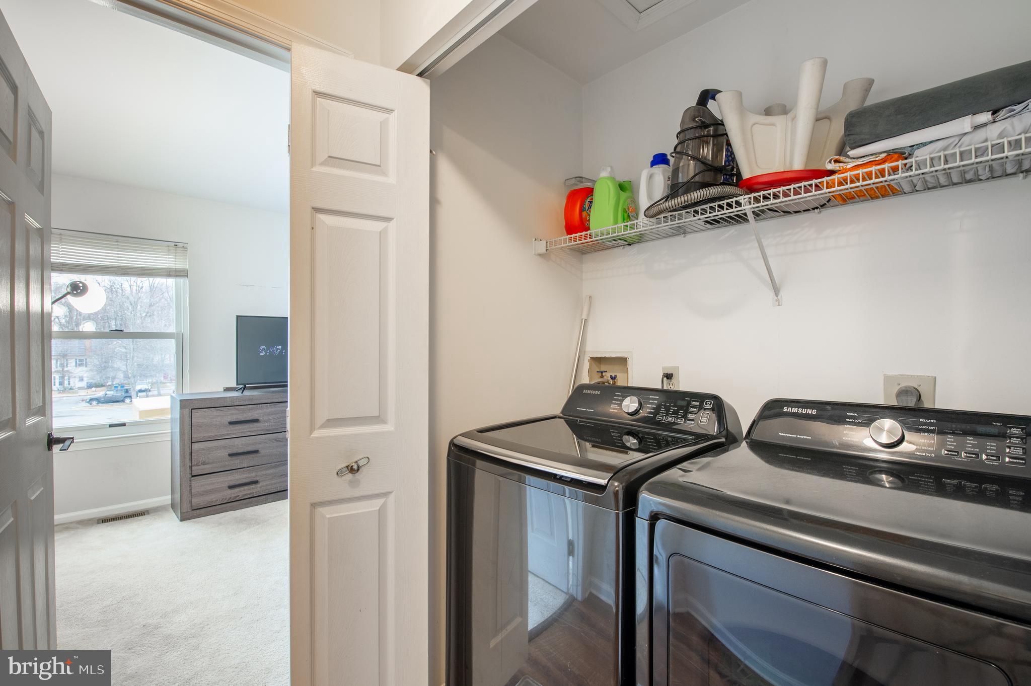 BUTTONWOODS - Residential