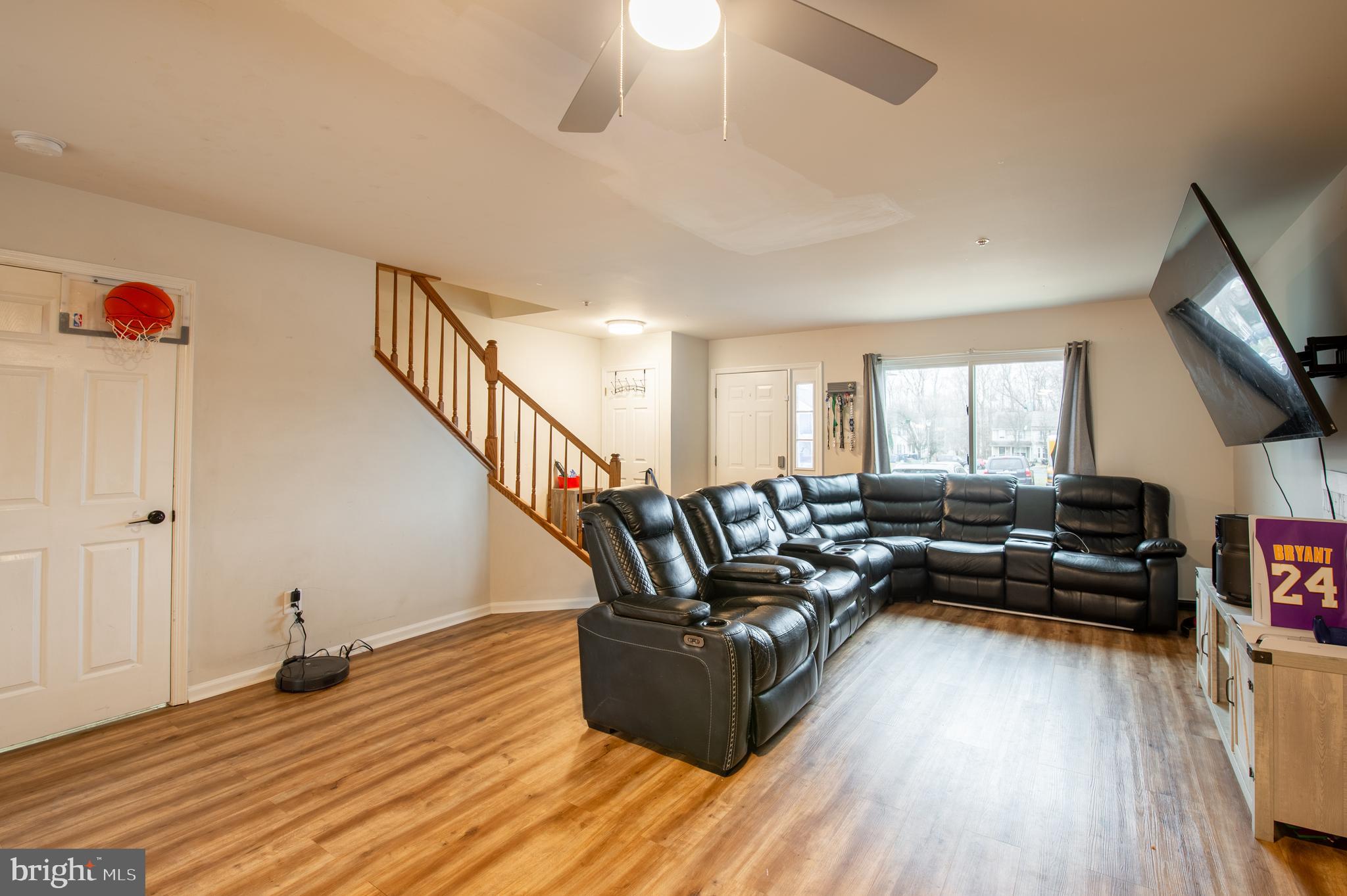 BUTTONWOODS - Residential