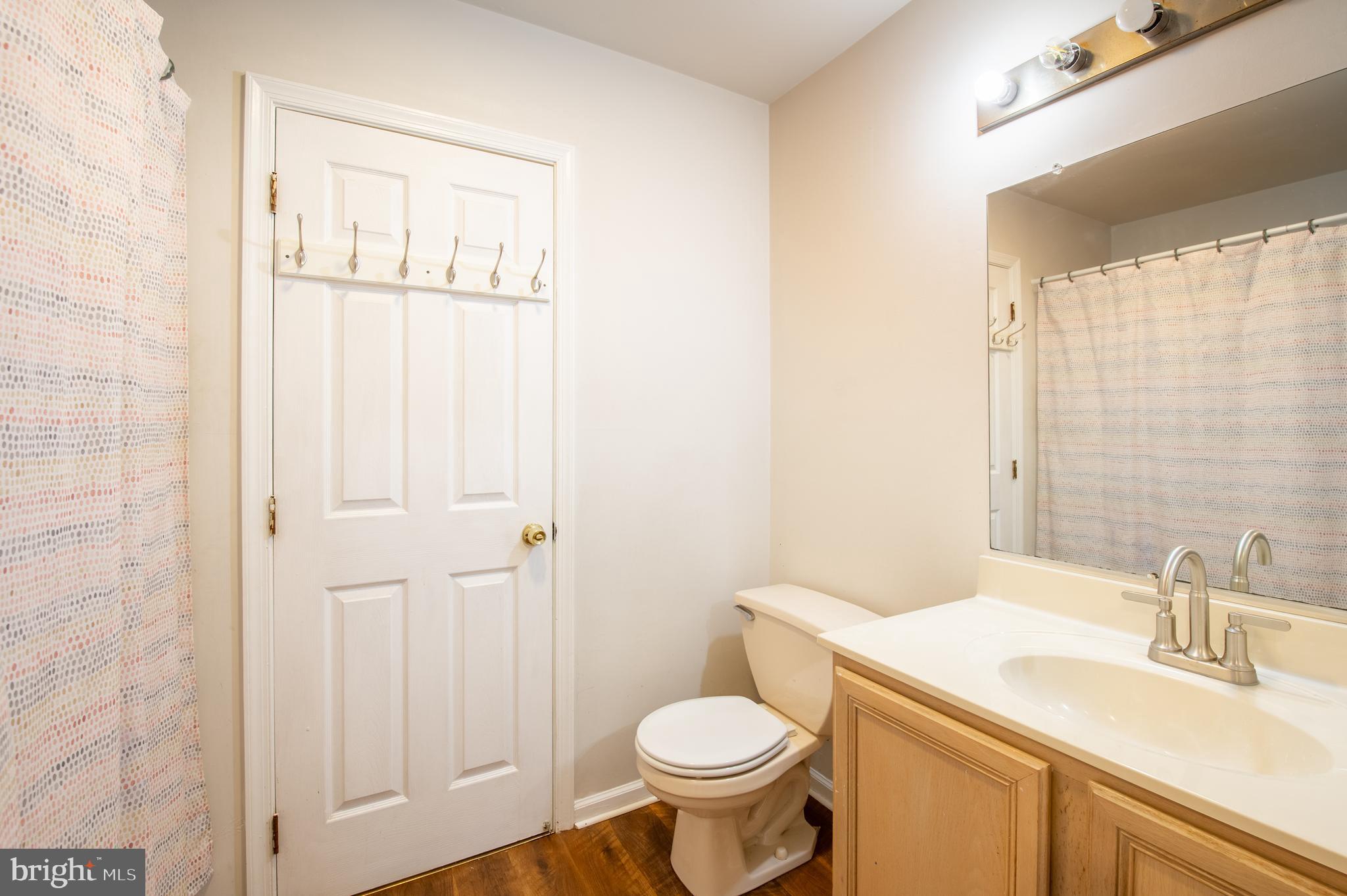 BUTTONWOODS - Residential