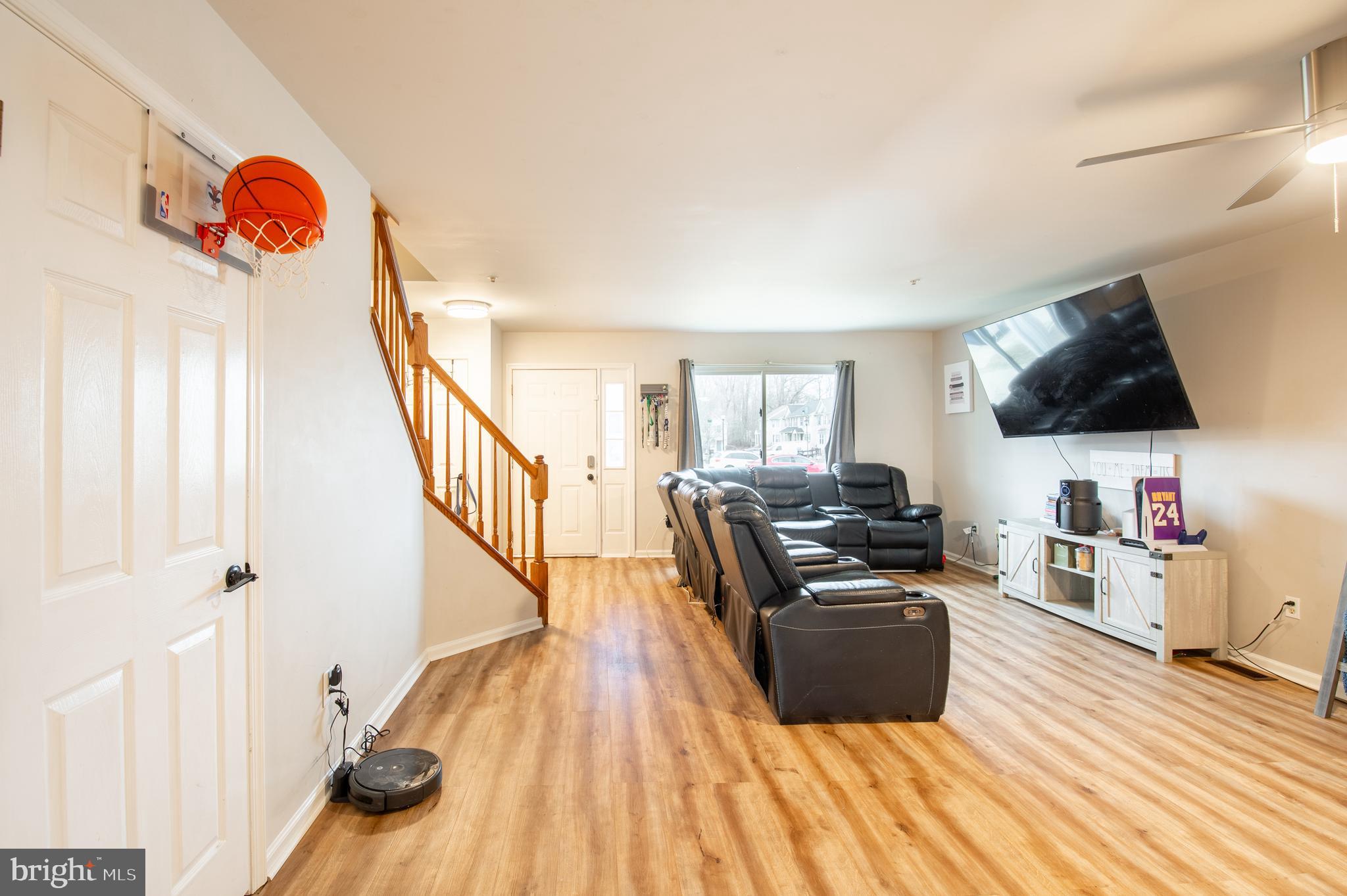 BUTTONWOODS - Residential