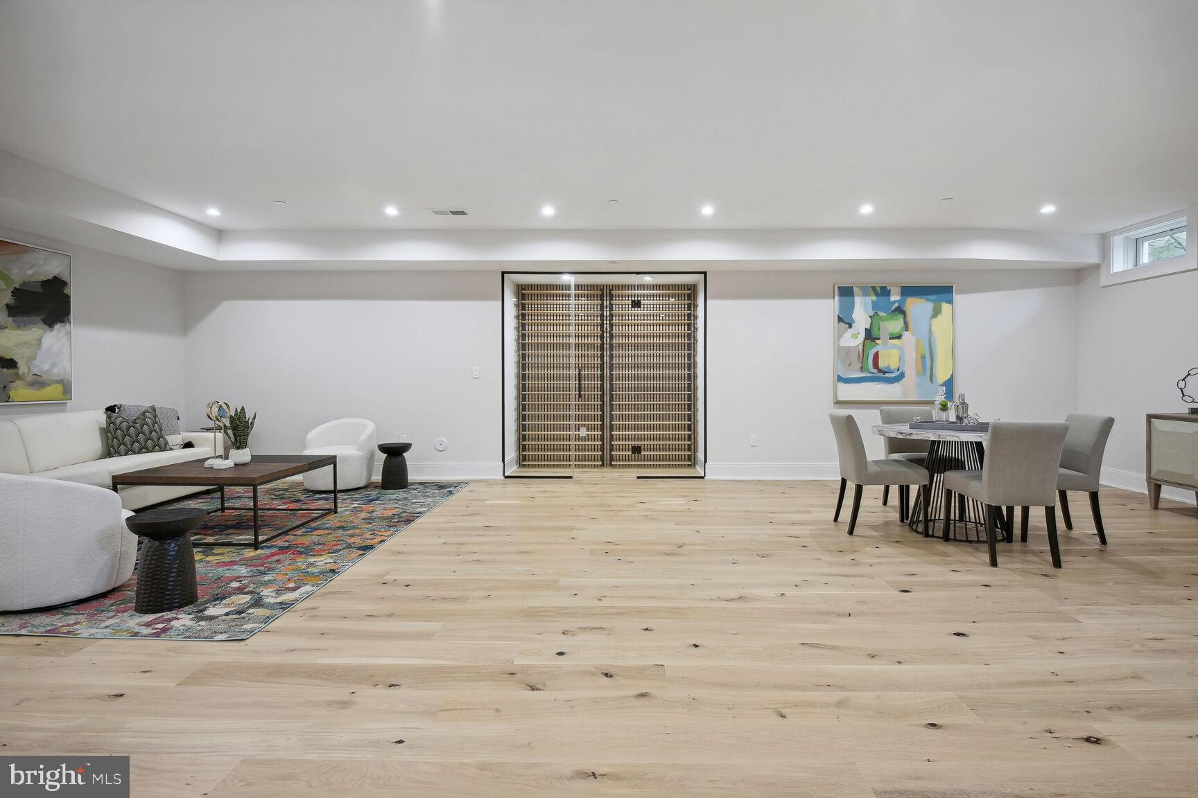 GLEN MAR PARK - Residential