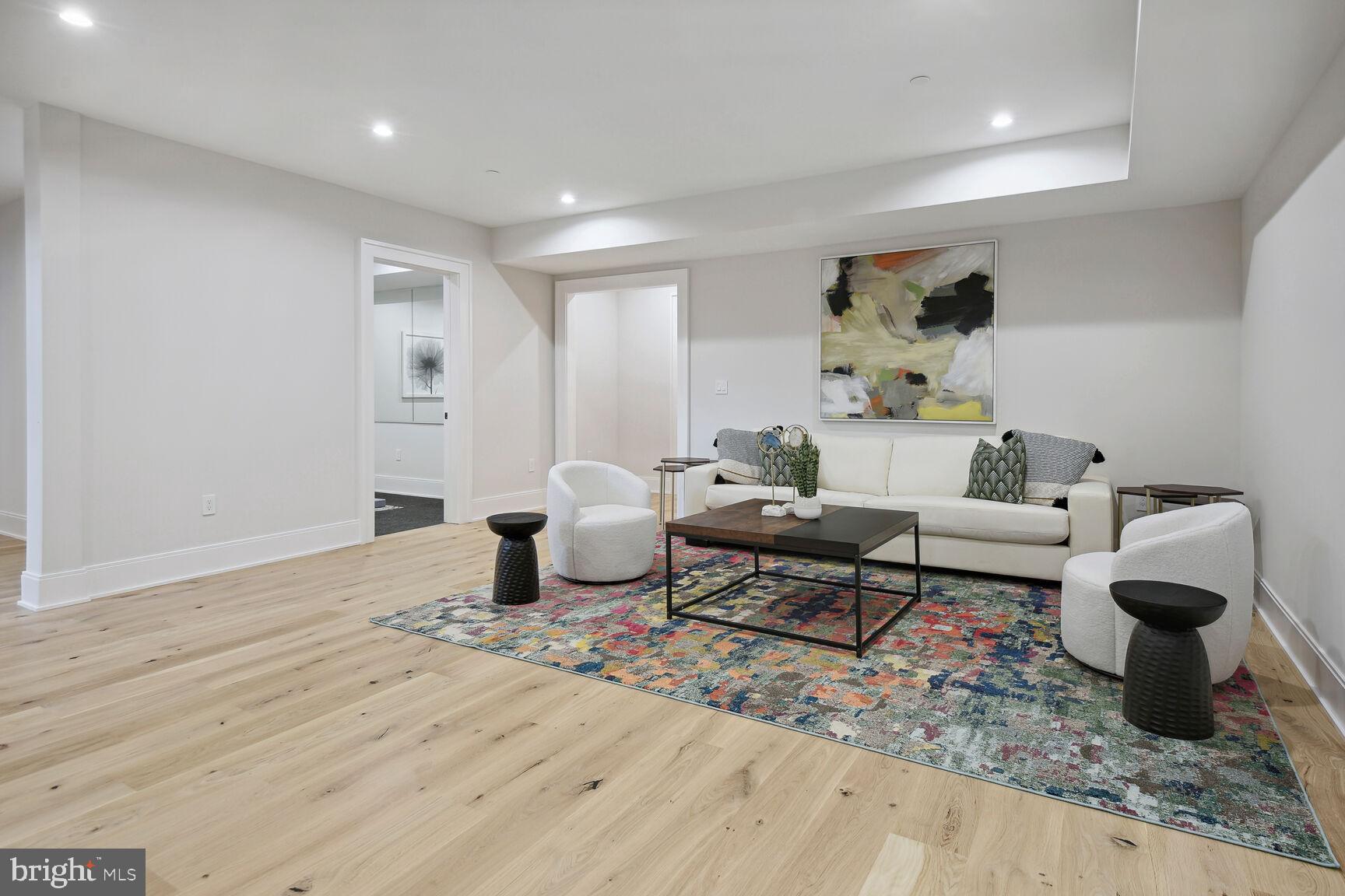 GLEN MAR PARK - Residential