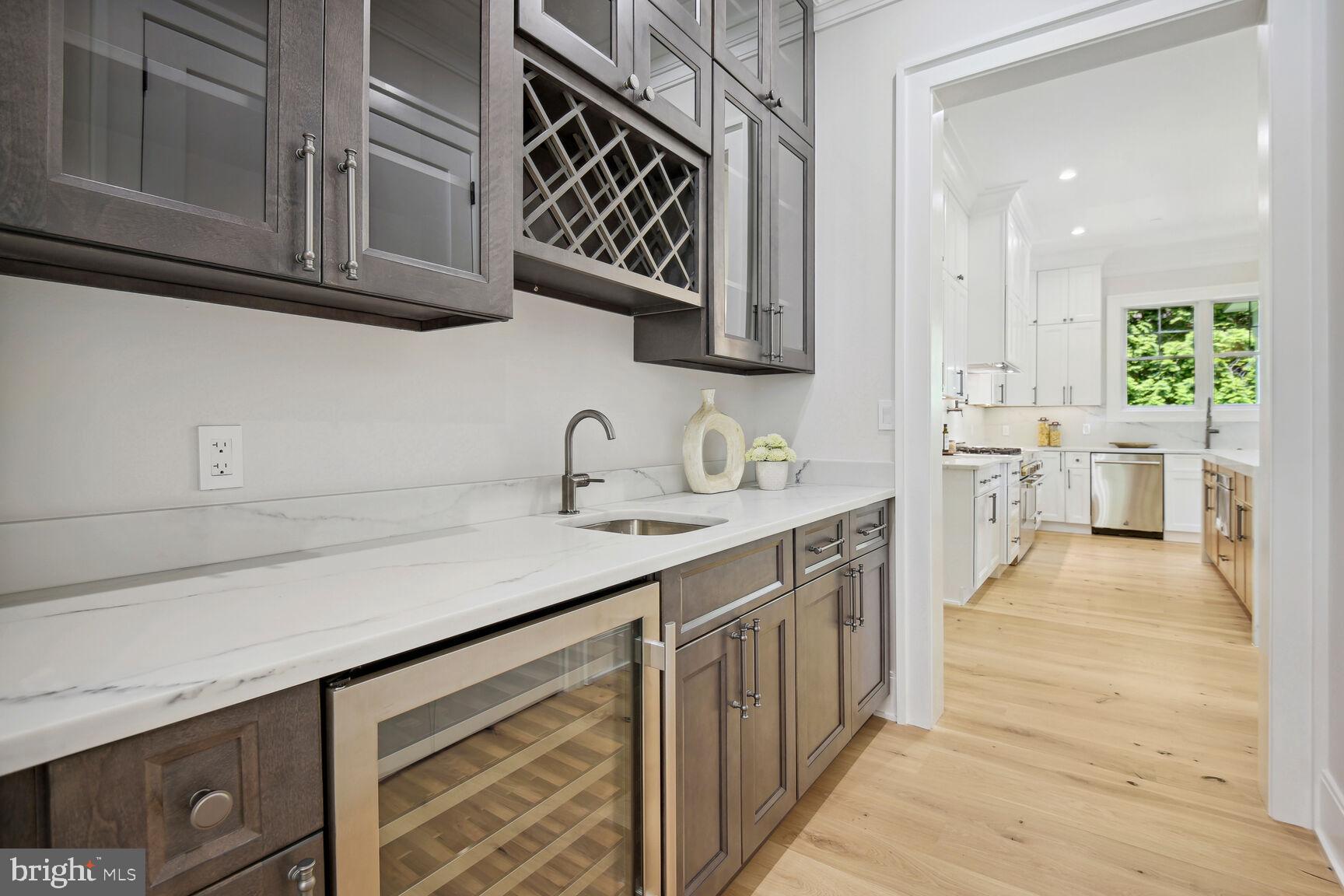 GLEN MAR PARK - Residential