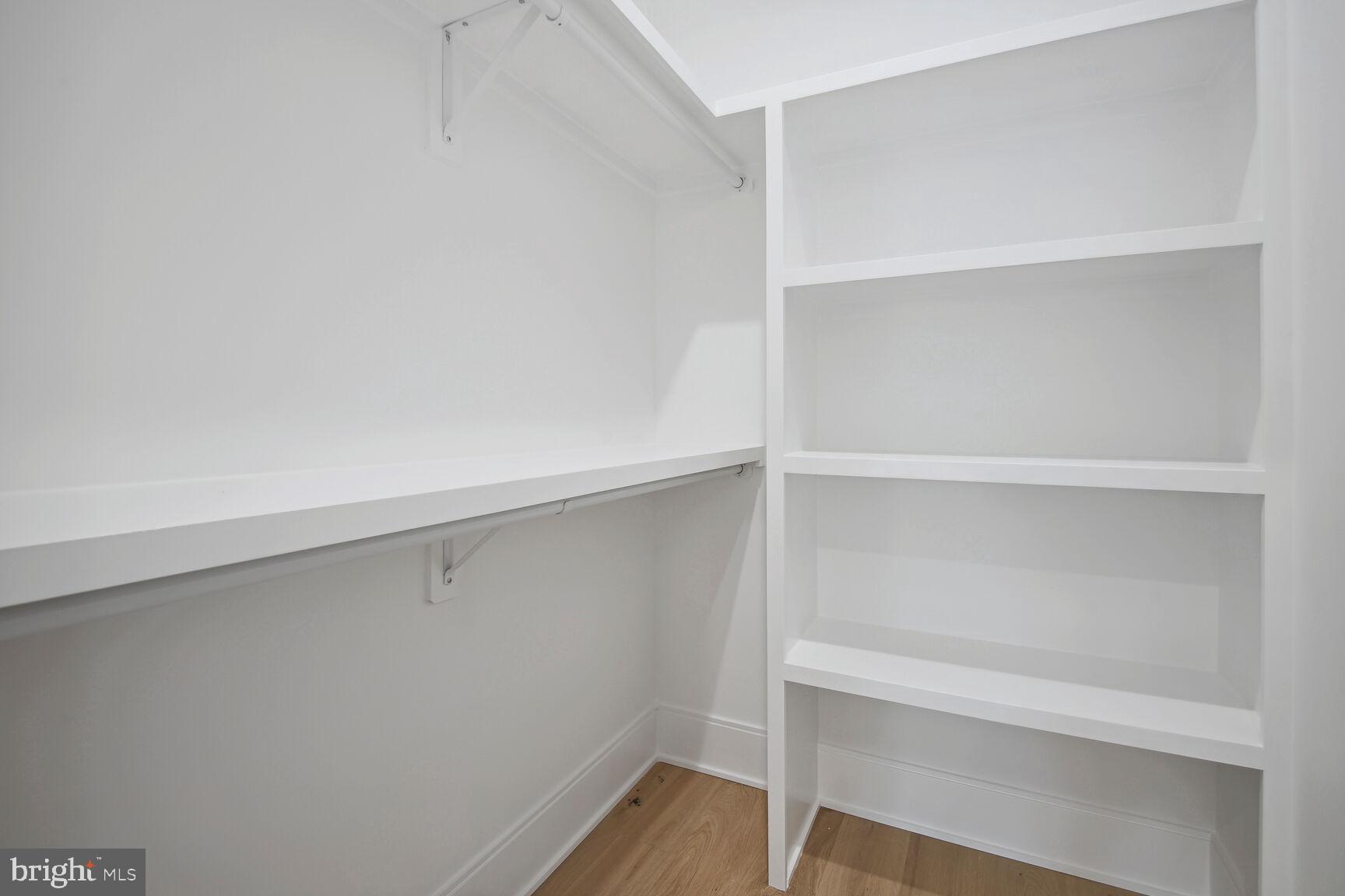 GLEN MAR PARK - Residential