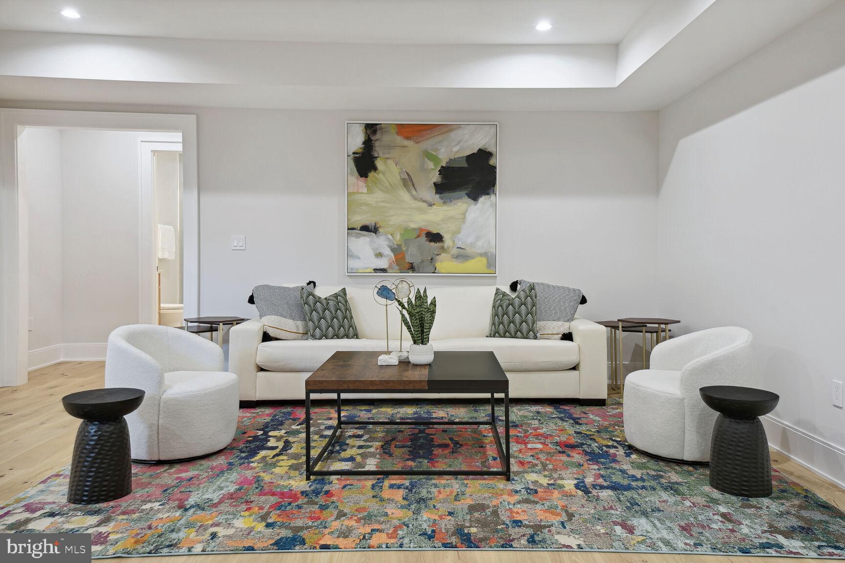 GLEN MAR PARK - Residential