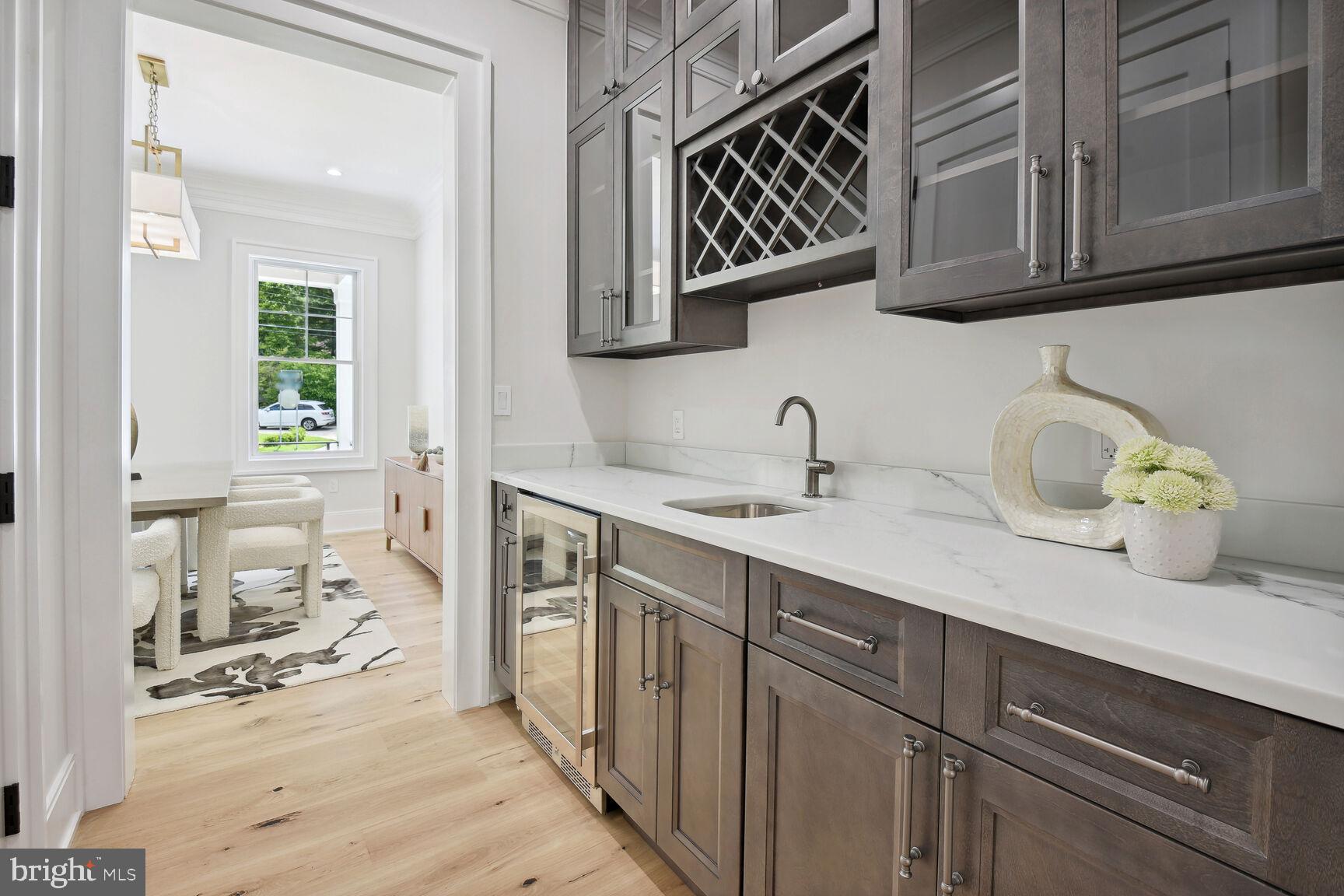 GLEN MAR PARK - Residential