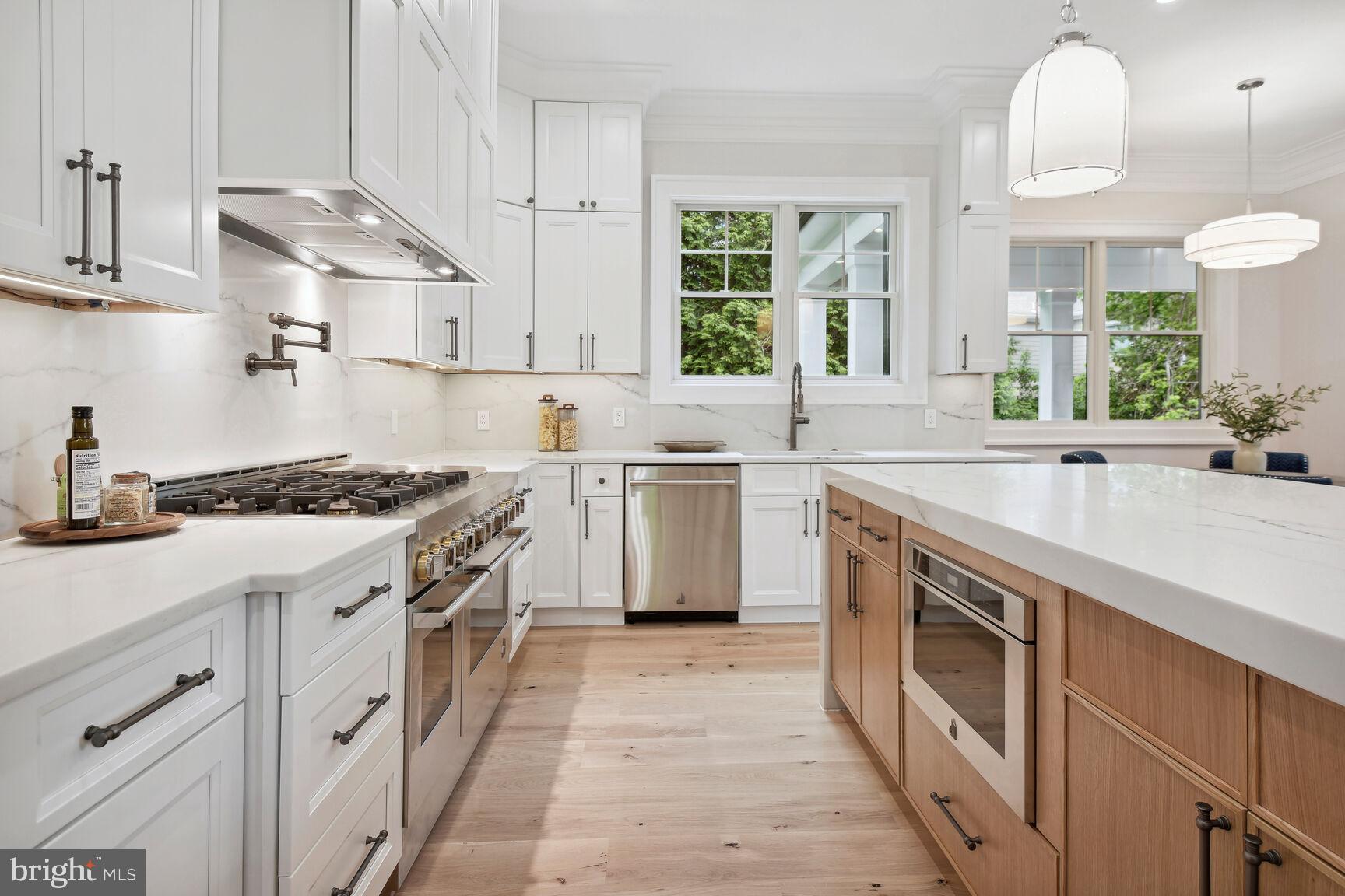 GLEN MAR PARK - Residential