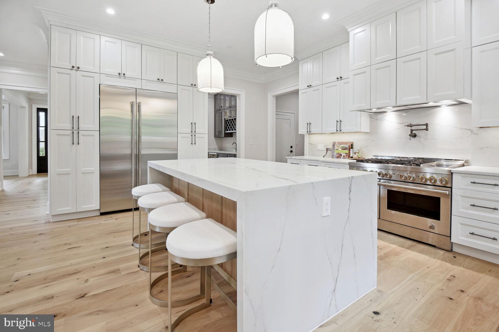 GLEN MAR PARK - Residential