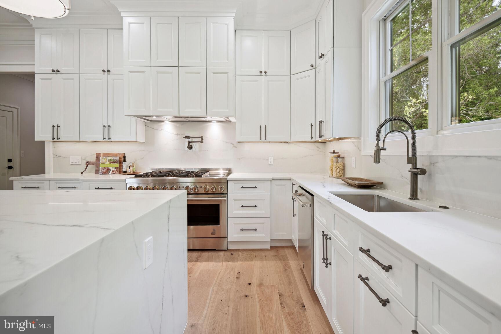 GLEN MAR PARK - Residential