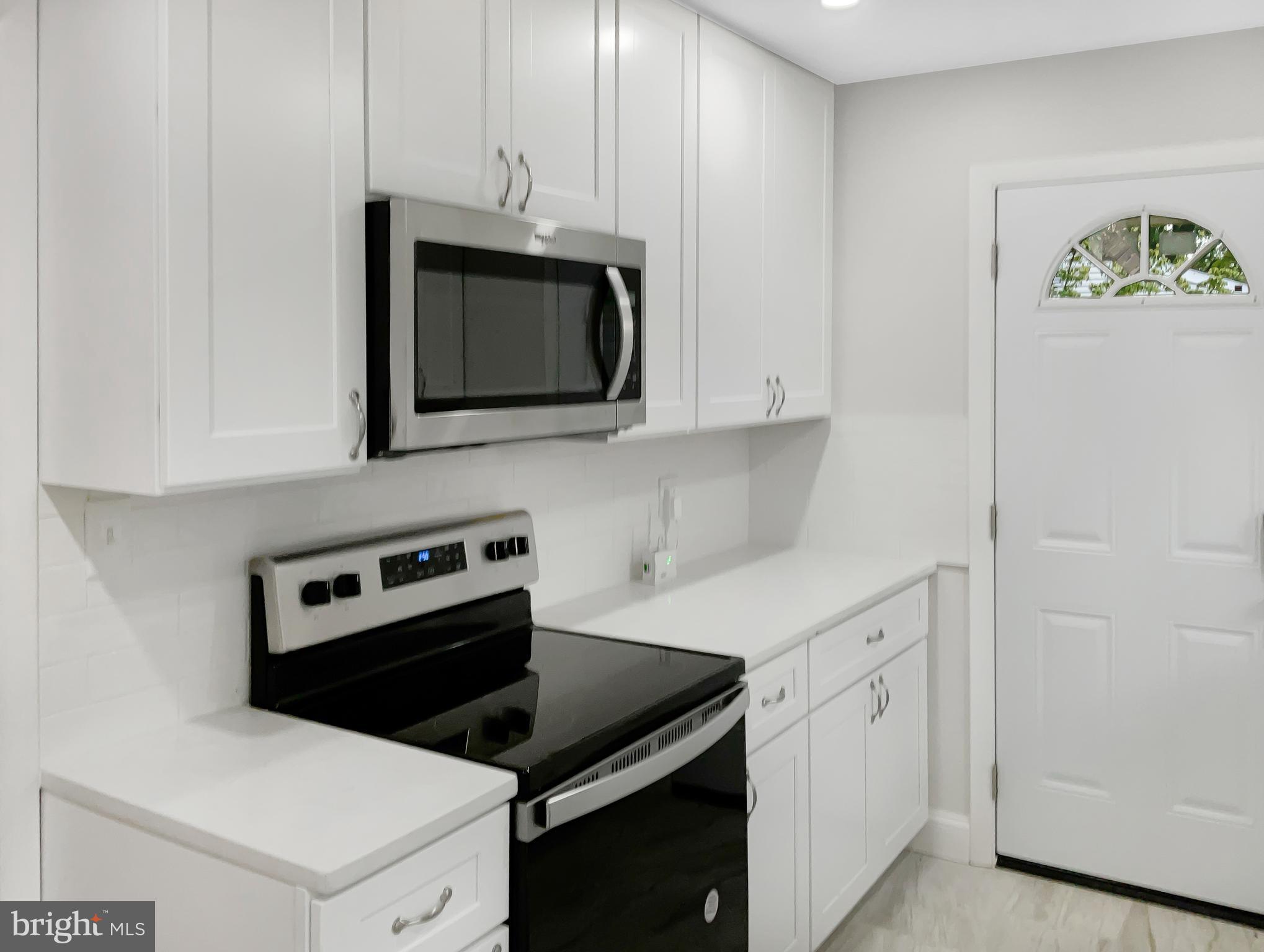 RIVERSIDE ESTATES - Residential