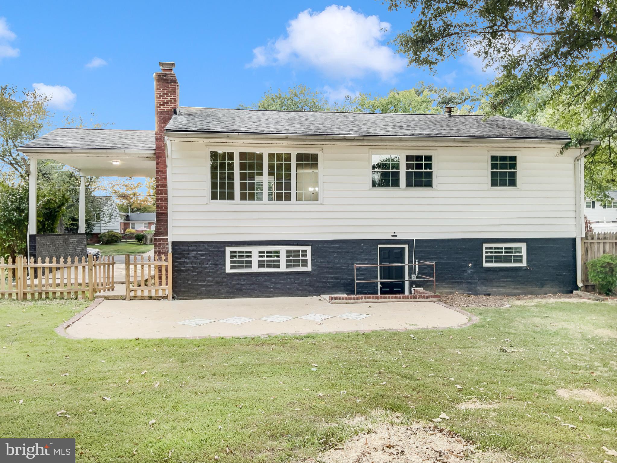 RIVERSIDE ESTATES - Residential