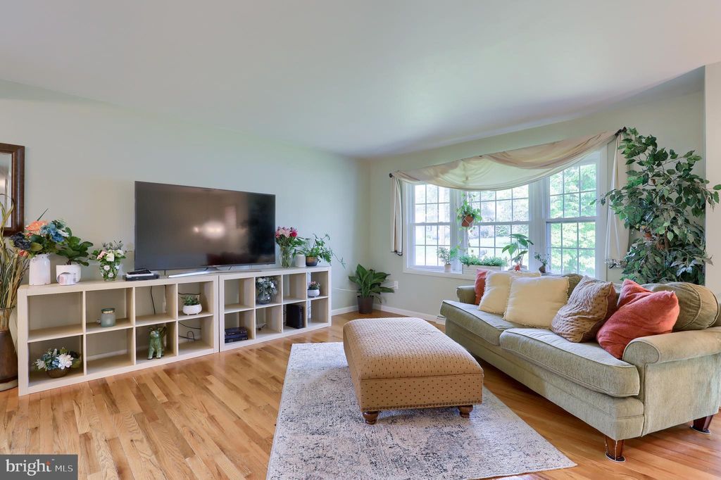 Photo of 1036 NISSLEY RD, LANCASTER, PA 17601 (MLS # PALA2034514)