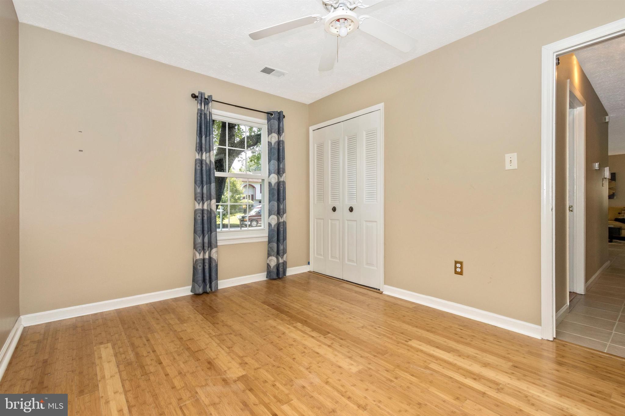 RAMBLING HILLS - Residential