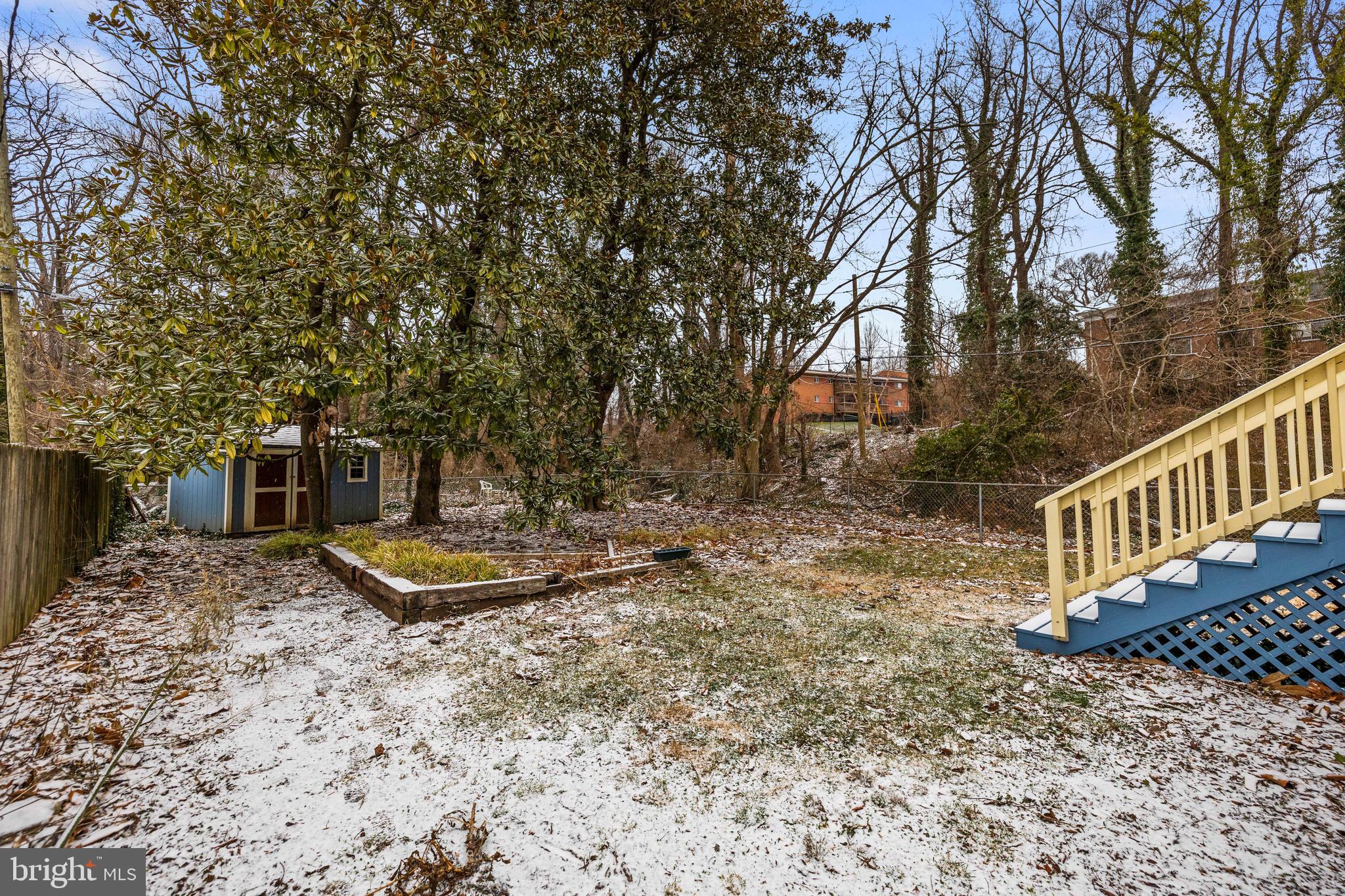 LAKE WALKER - Residential