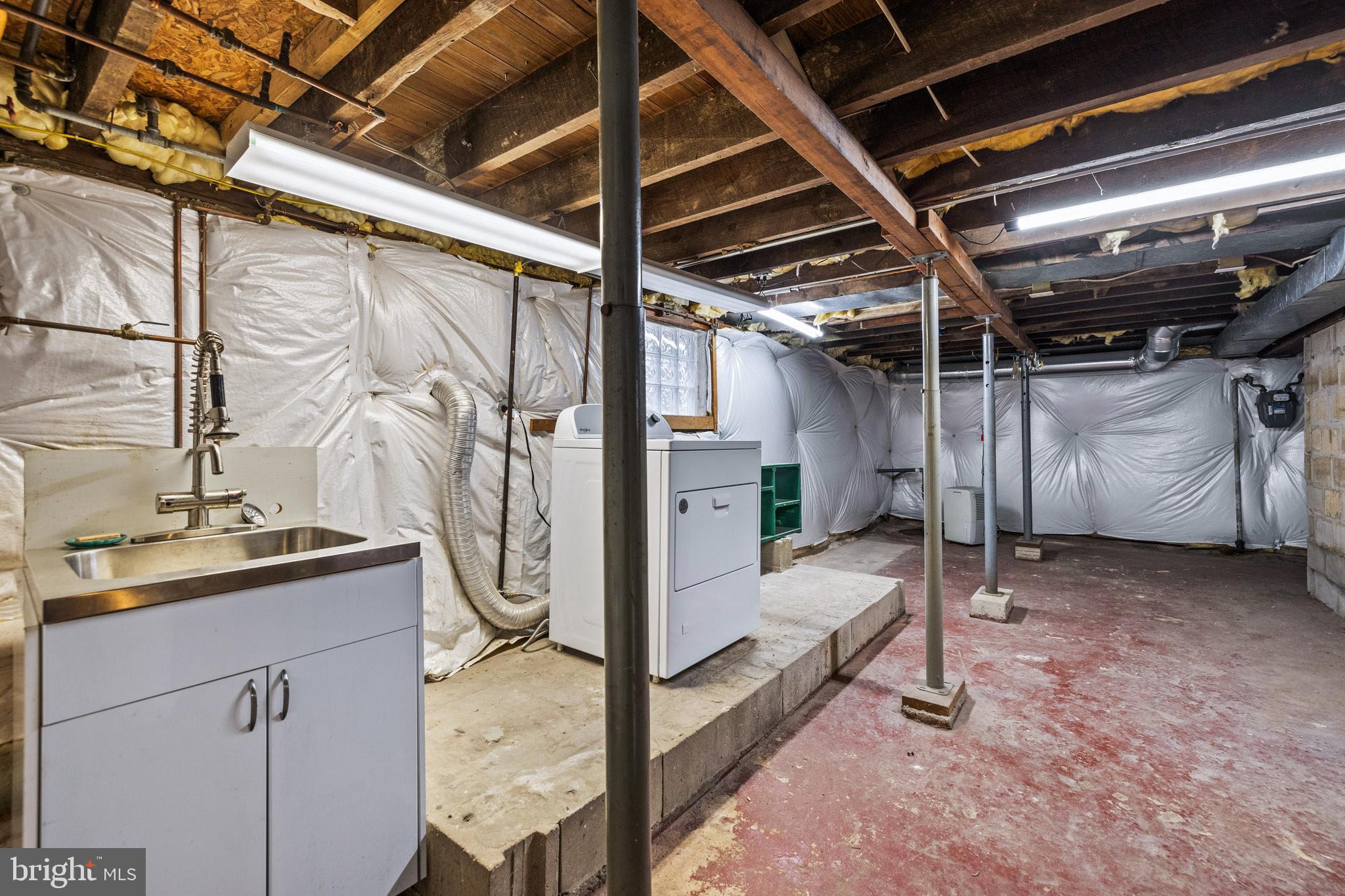 LAKE WALKER - Residential