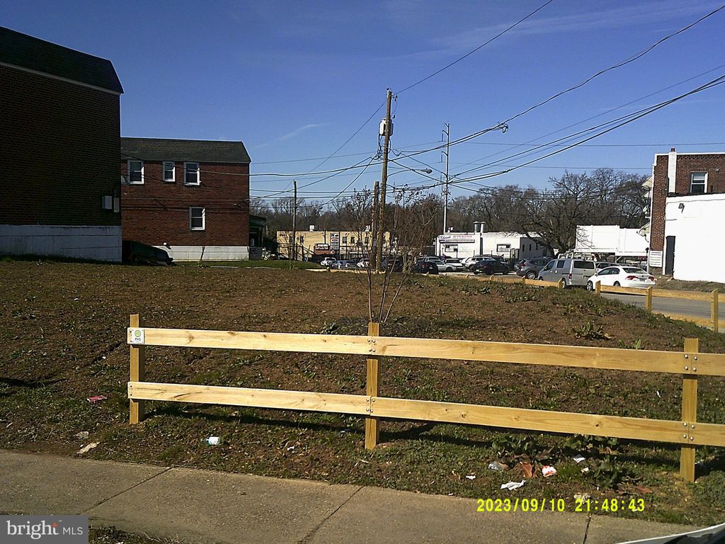 Photo of 6901 Greenway Avenue, Philadelphia, PA 19142 (MLS # PAPH2238478)