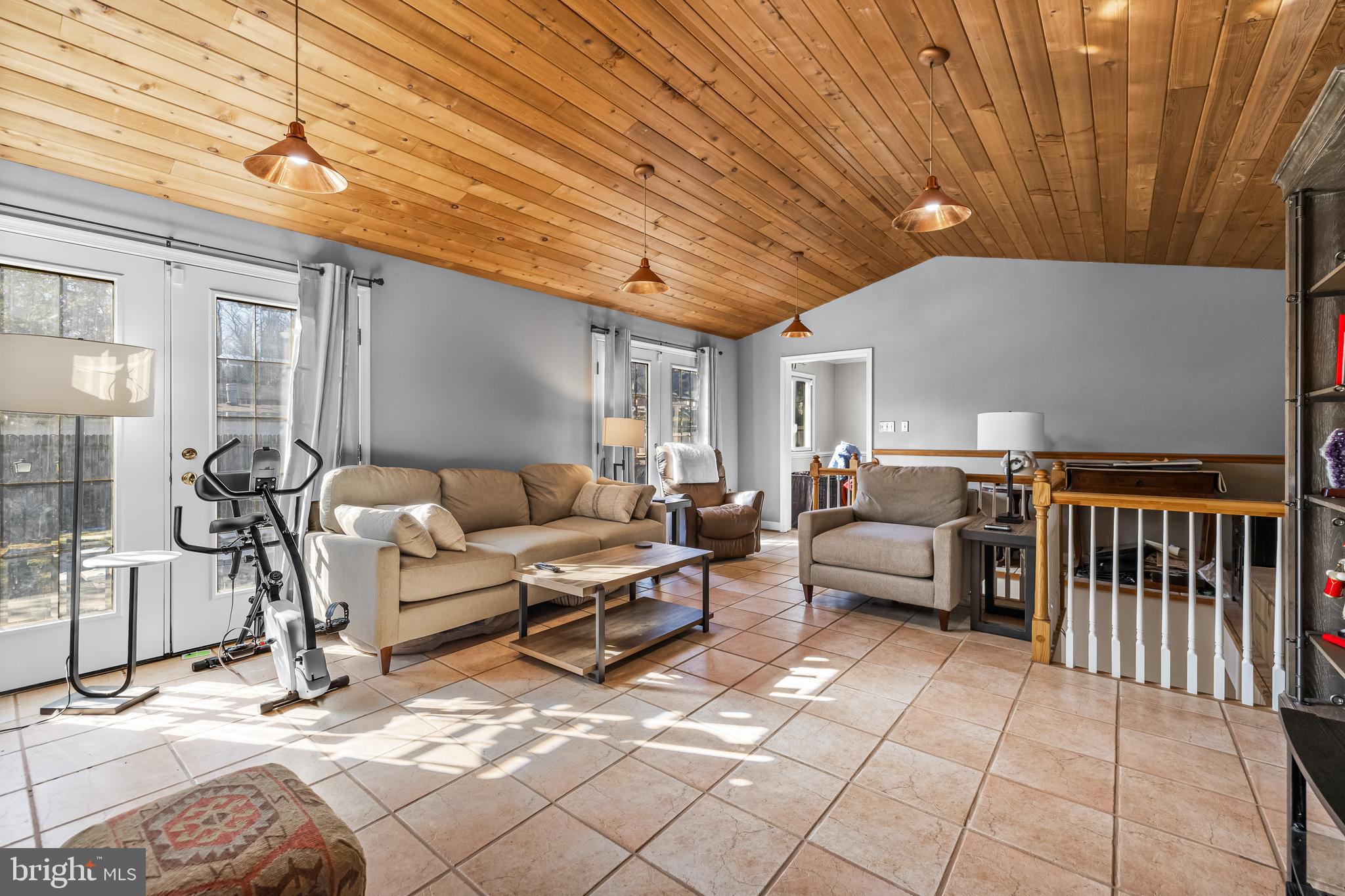 PINE VALLEY - Residential