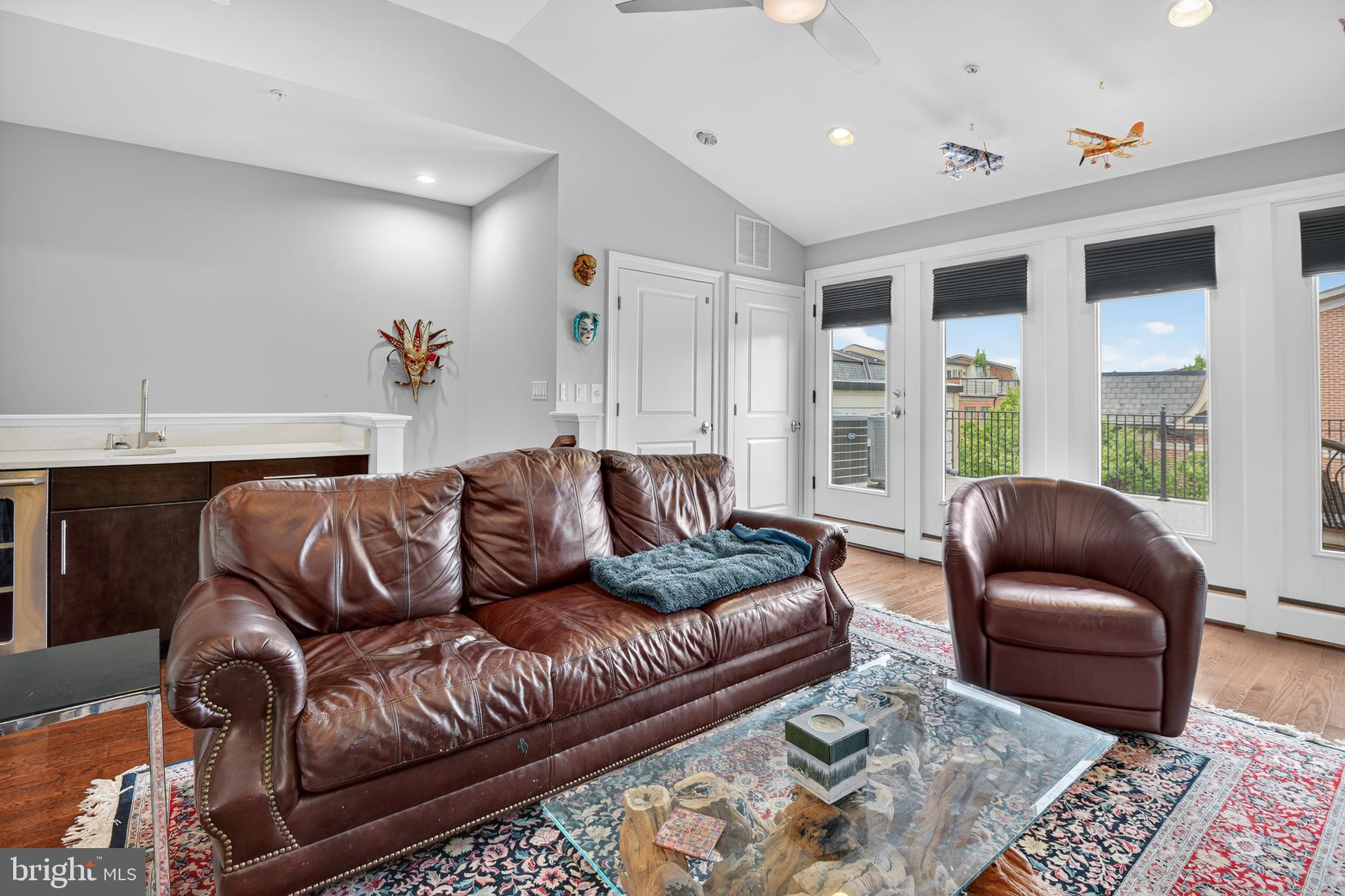 SYMPHONY PARK - Residential