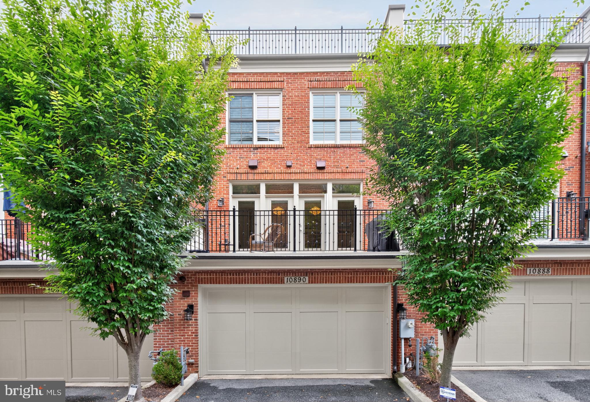 SYMPHONY PARK - Residential