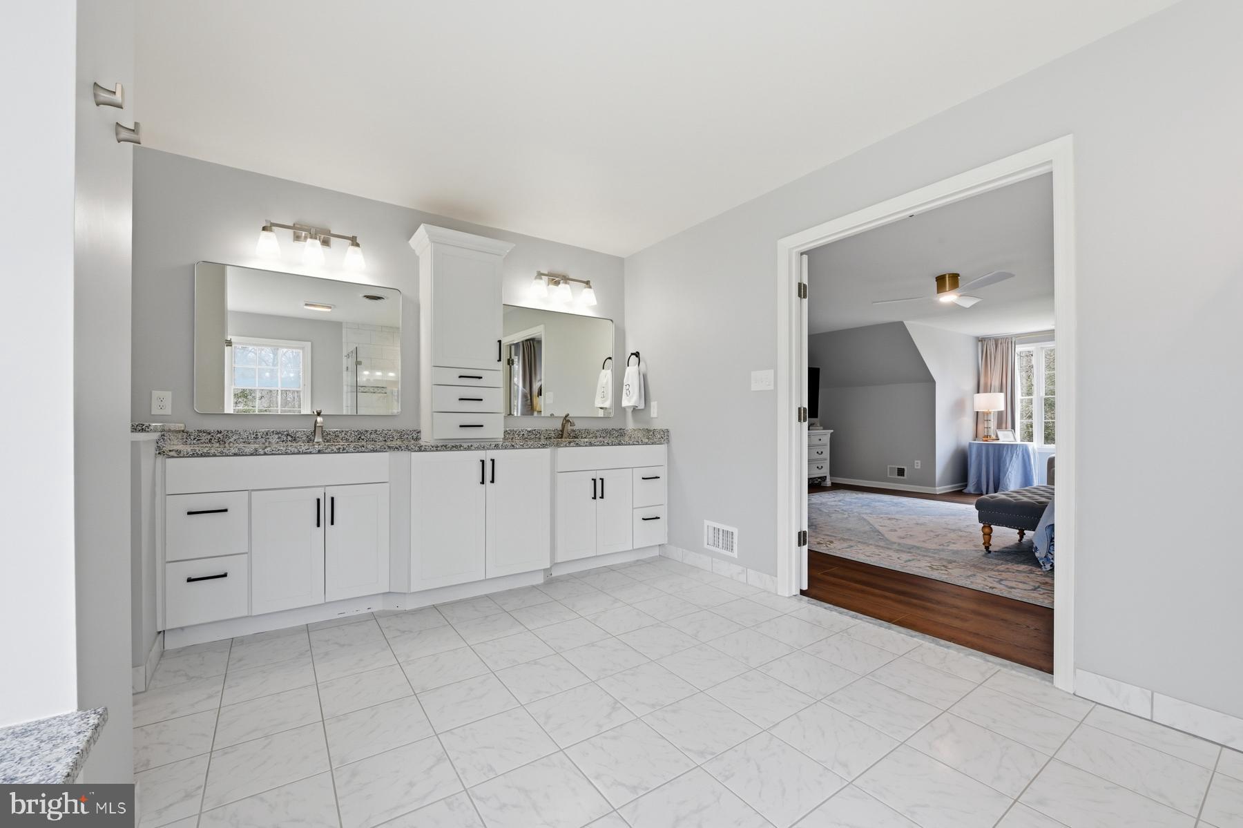 EAGLES PASSAGES - Residential