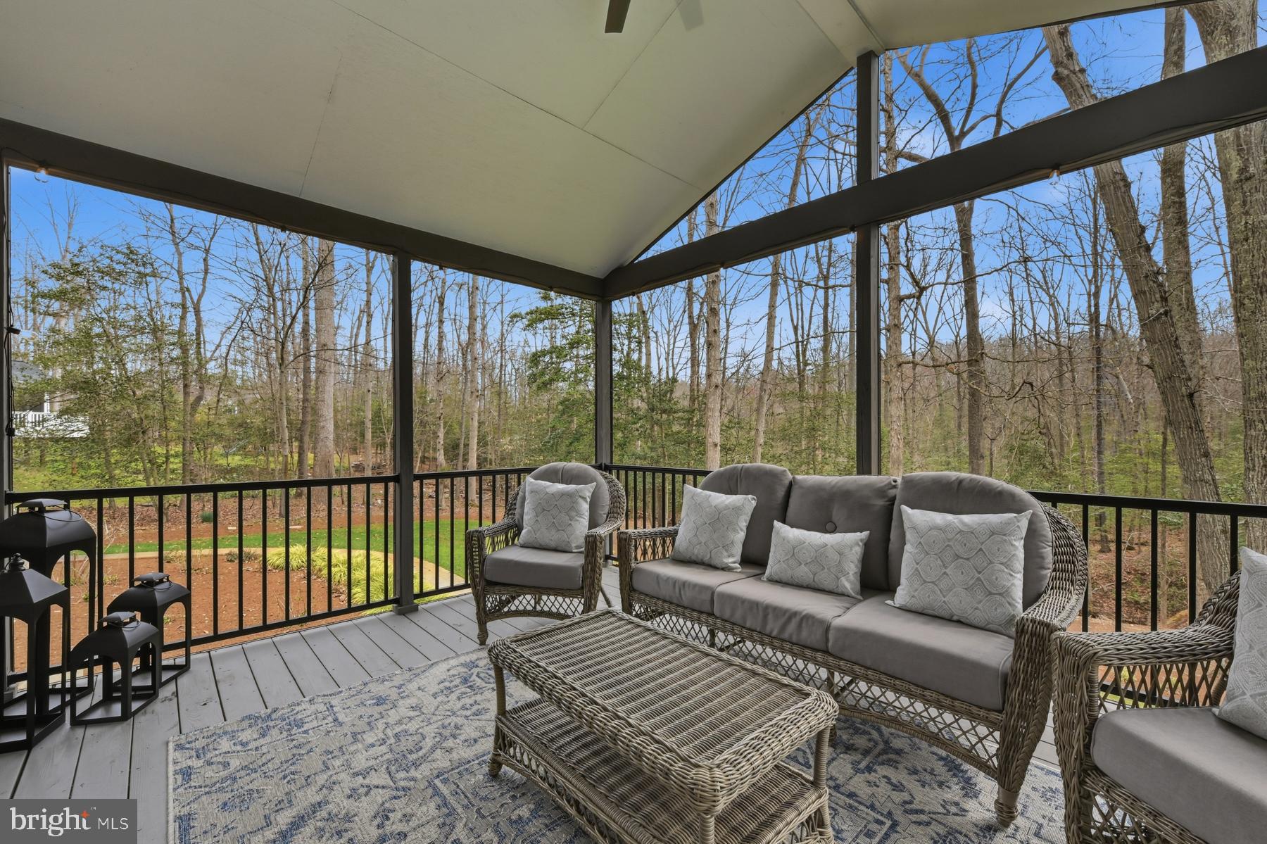 EAGLES PASSAGES - Residential