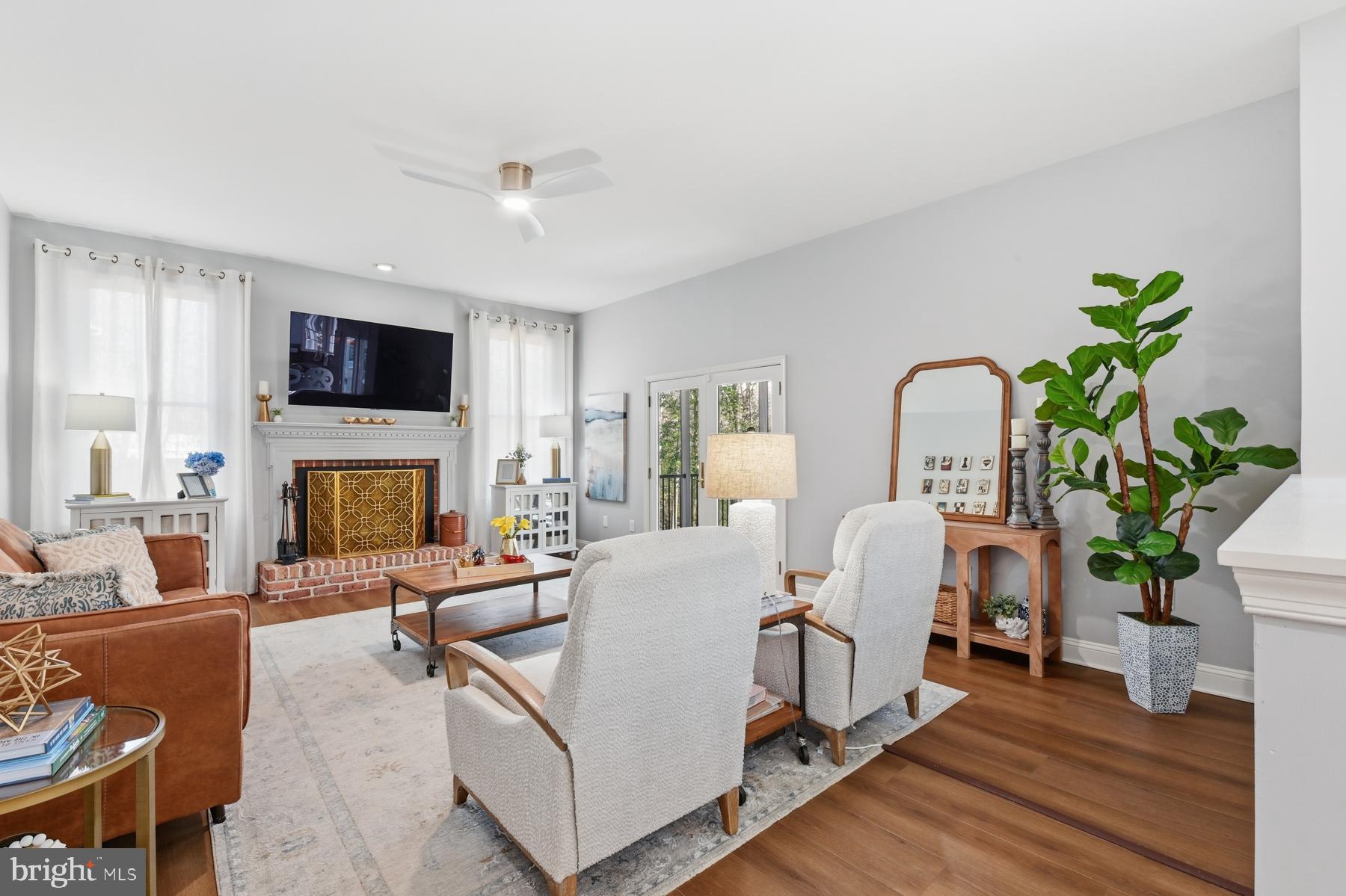 EAGLES PASSAGES - Residential