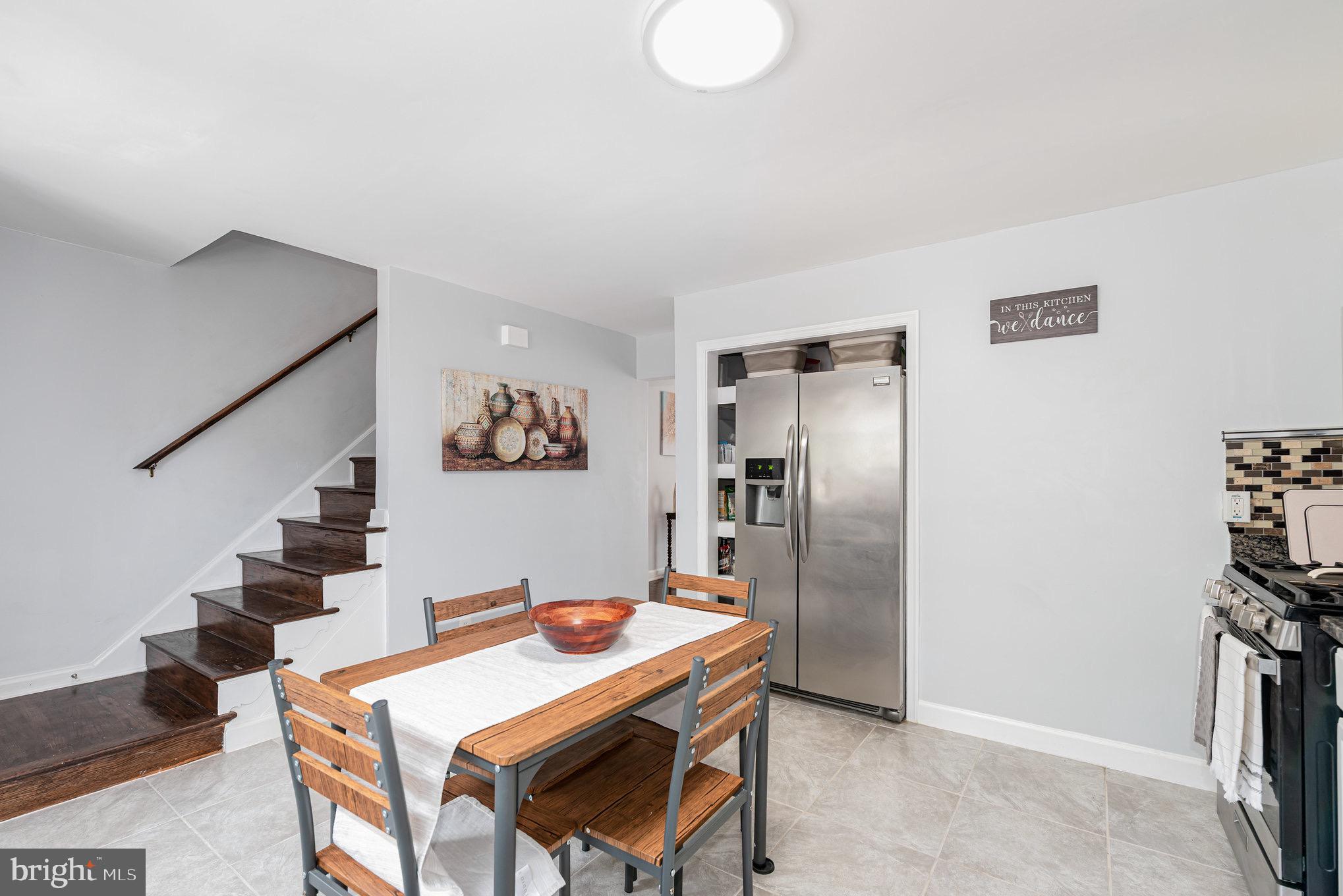 HOES HEIGHTS - Residential