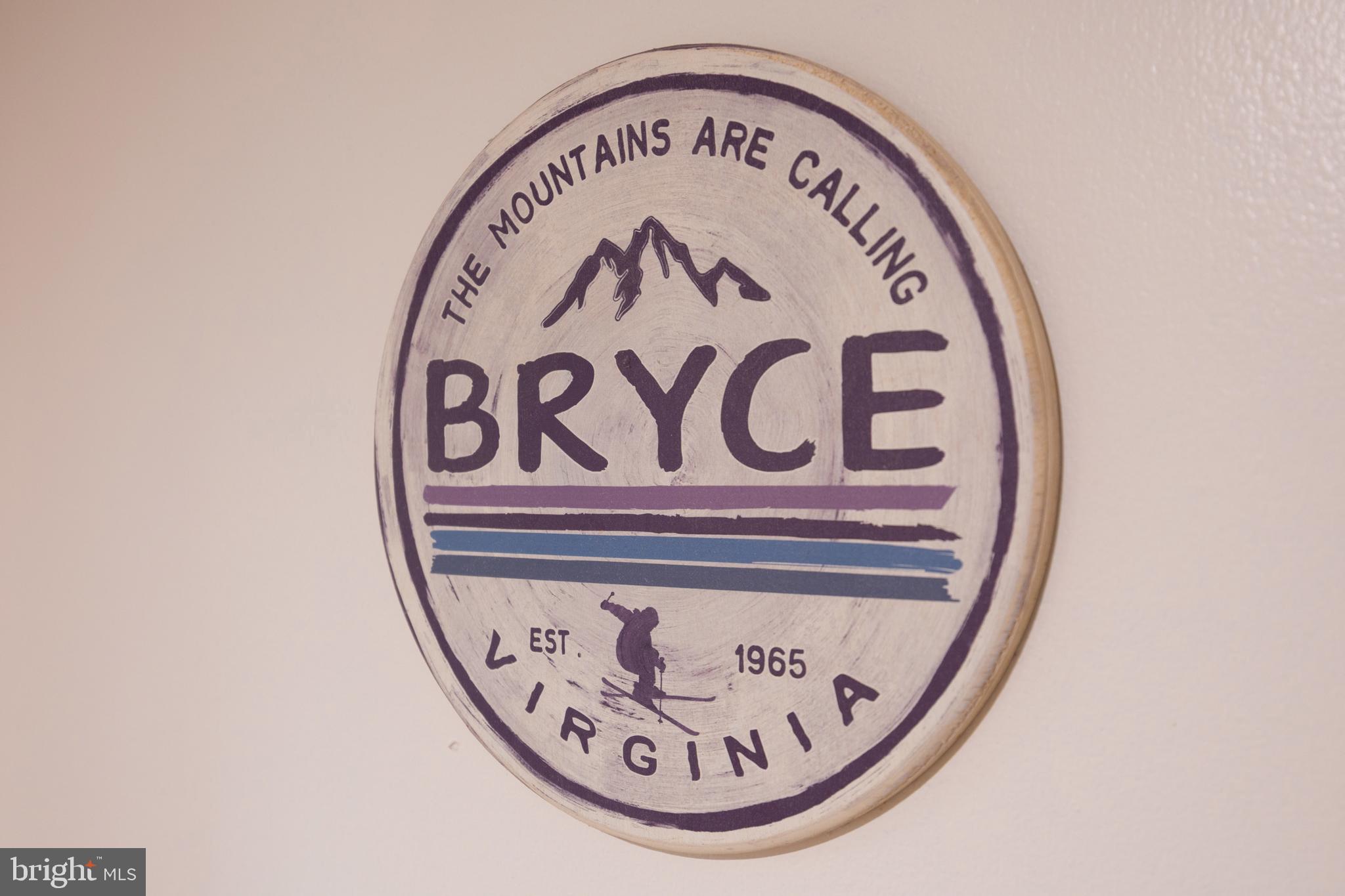 LAKEVIEW PEDESTAL HOMES - Residential