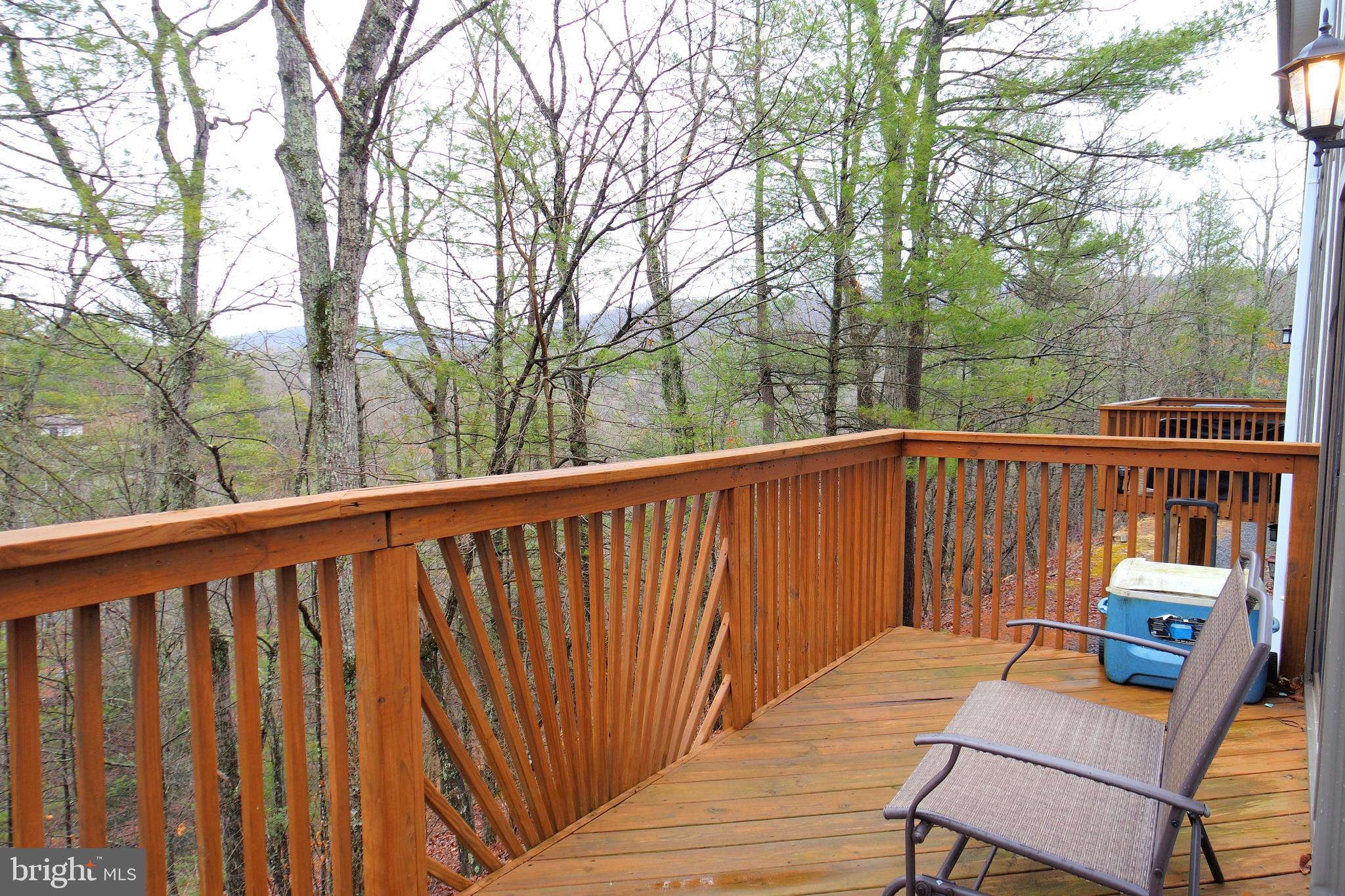 LAKEVIEW PEDESTAL HOMES - Residential