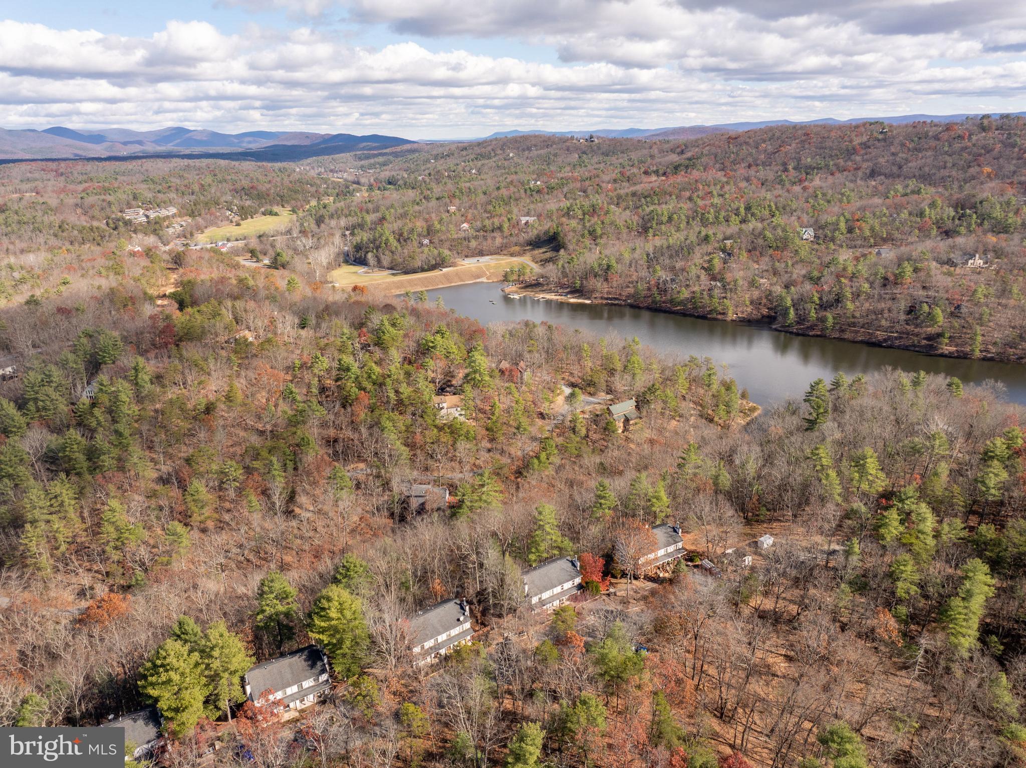 LAKEVIEW PEDESTAL HOMES - Residential