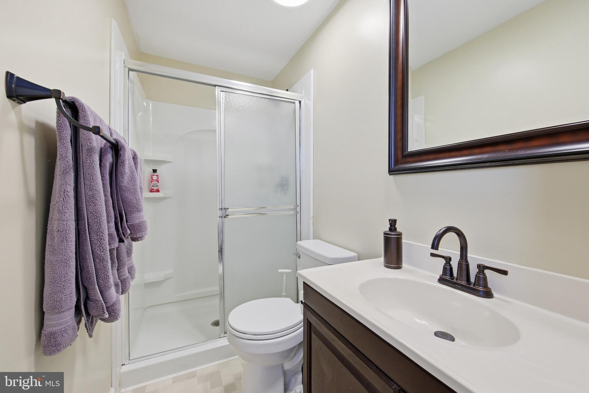 LAKEVIEW PEDESTAL HOMES - Residential