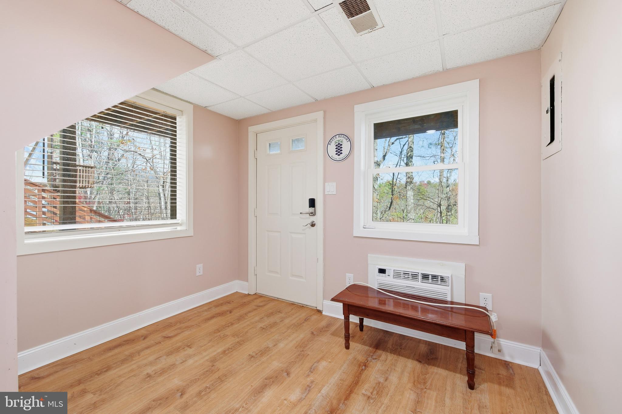 LAKEVIEW PEDESTAL HOMES - Residential