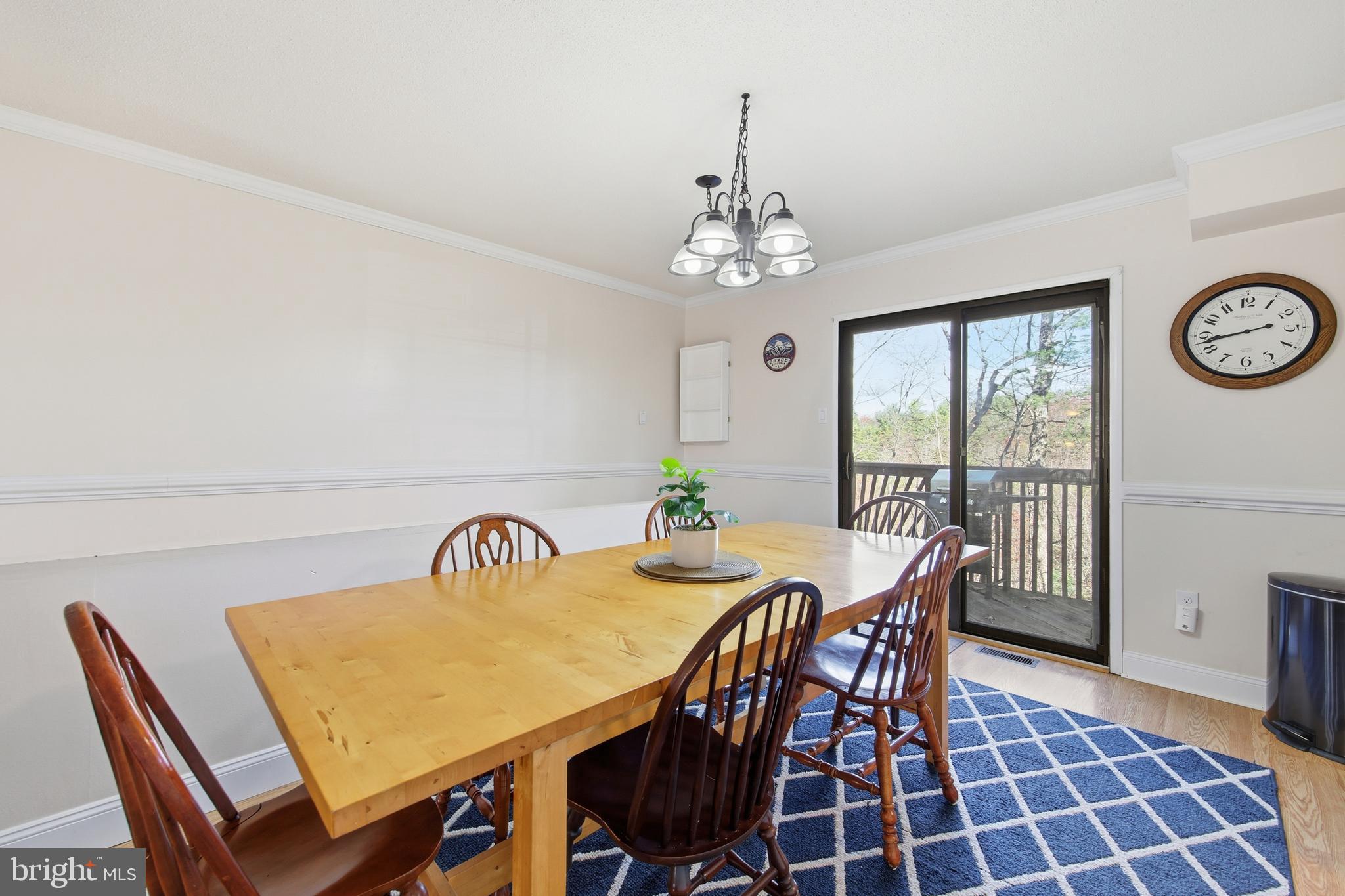 LAKEVIEW PEDESTAL HOMES - Residential